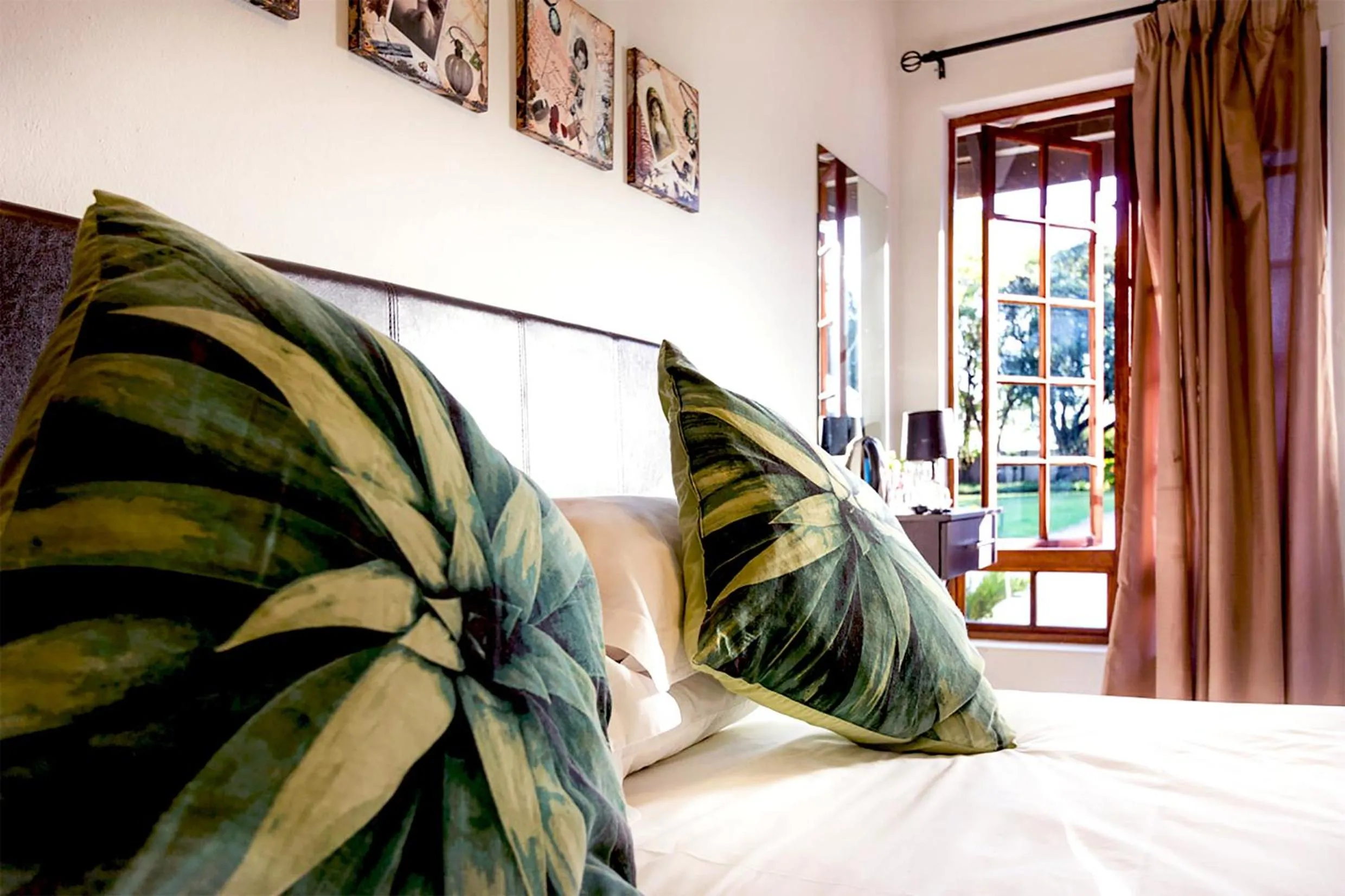 Decorative detail, Bed in OR Tambo Guest House