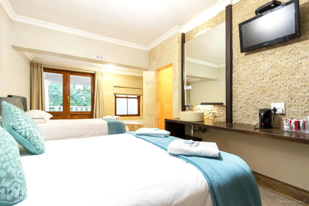 TV and multimedia, Bed in OR Tambo Guest House