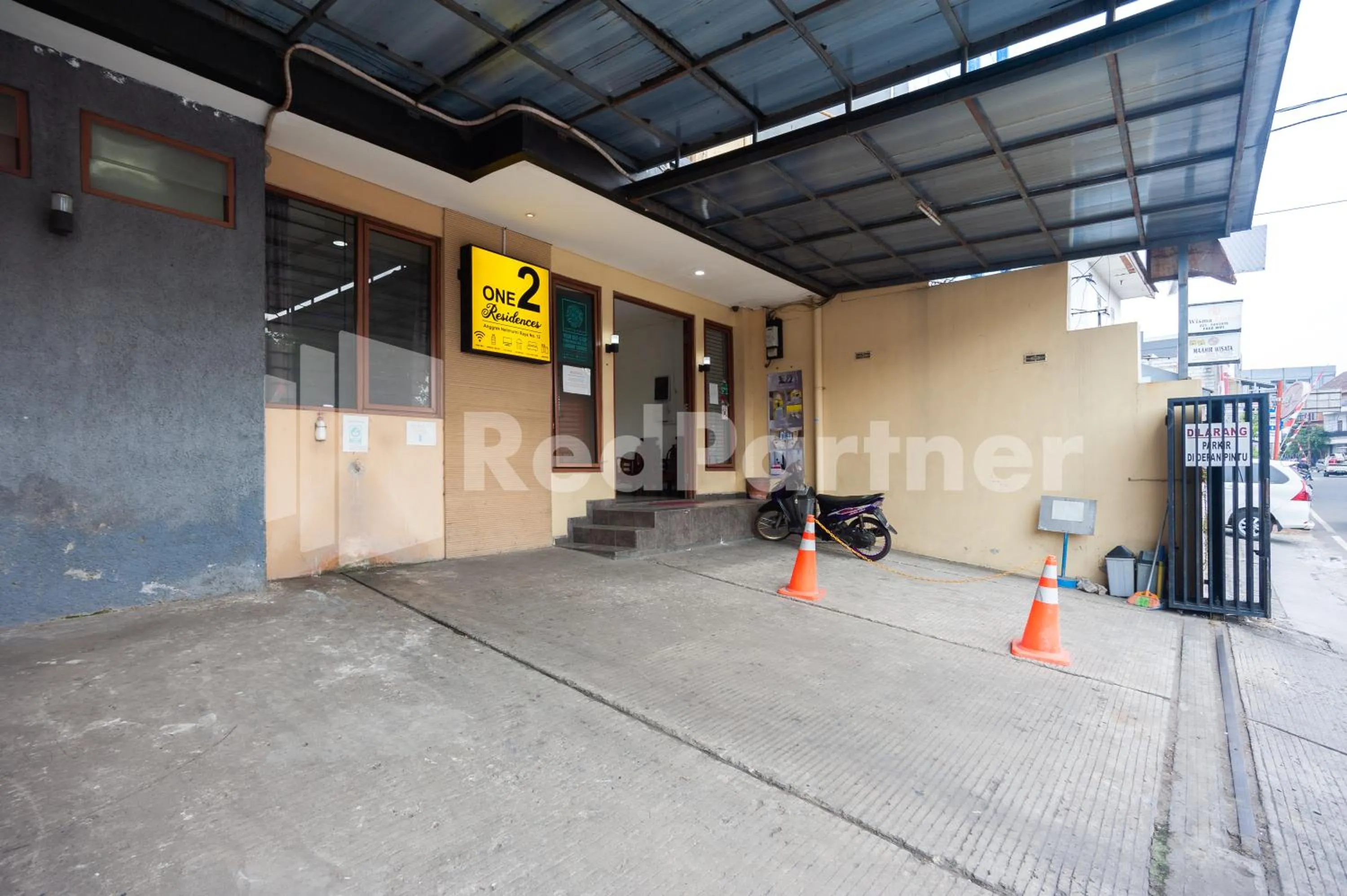 Property building in One 2 Residence near Slipi Jaya Mall Mitra RedDoorz