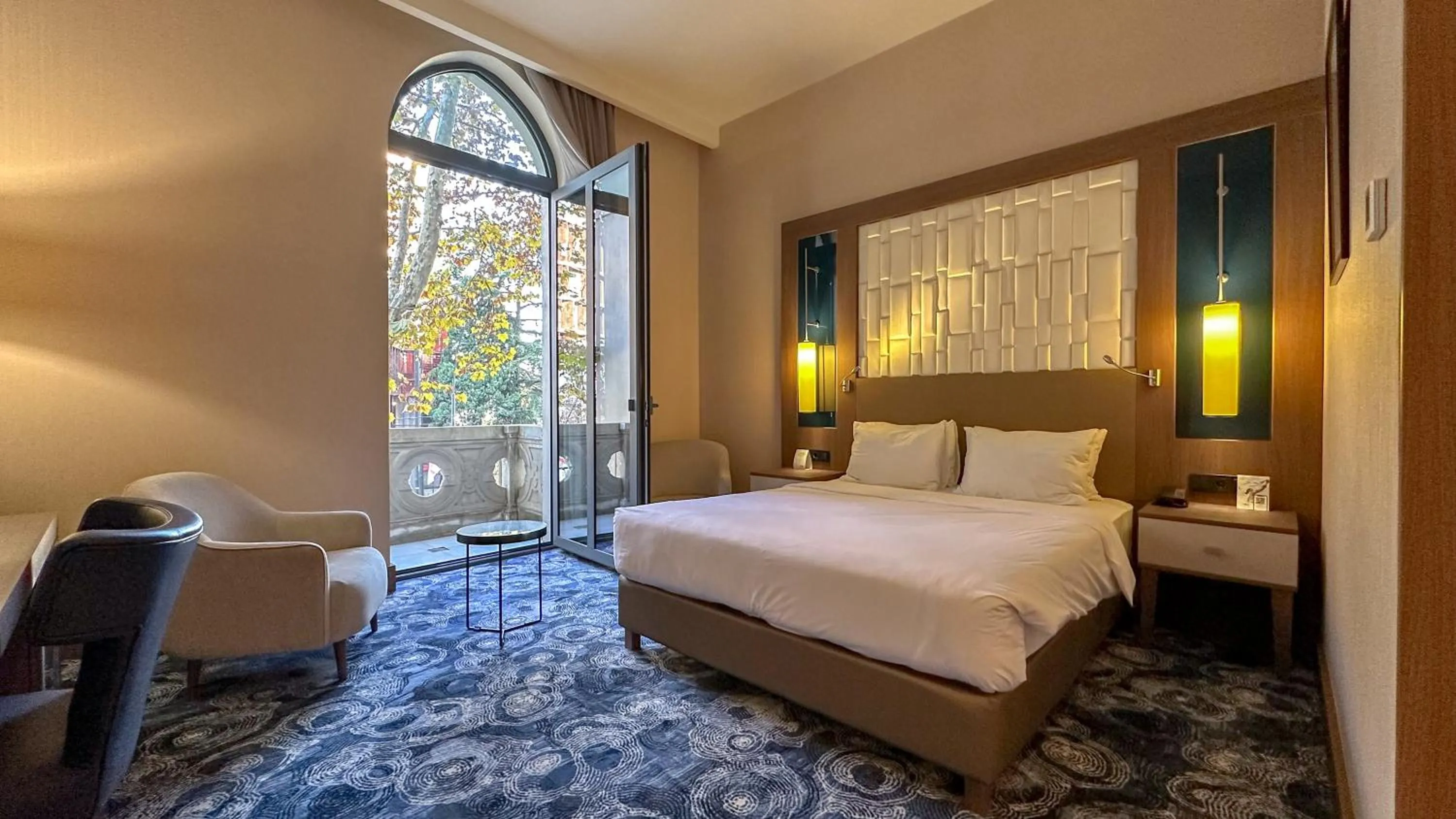 Bedroom, Bed in Tbilisi Philharmonic Hotel by Mercure
