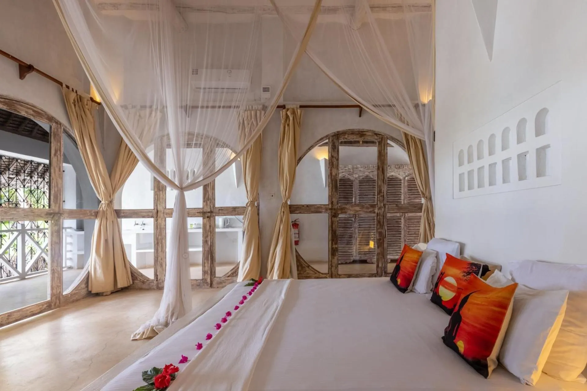 Bedroom, Bed in Msambweni Beach House and Private Villas