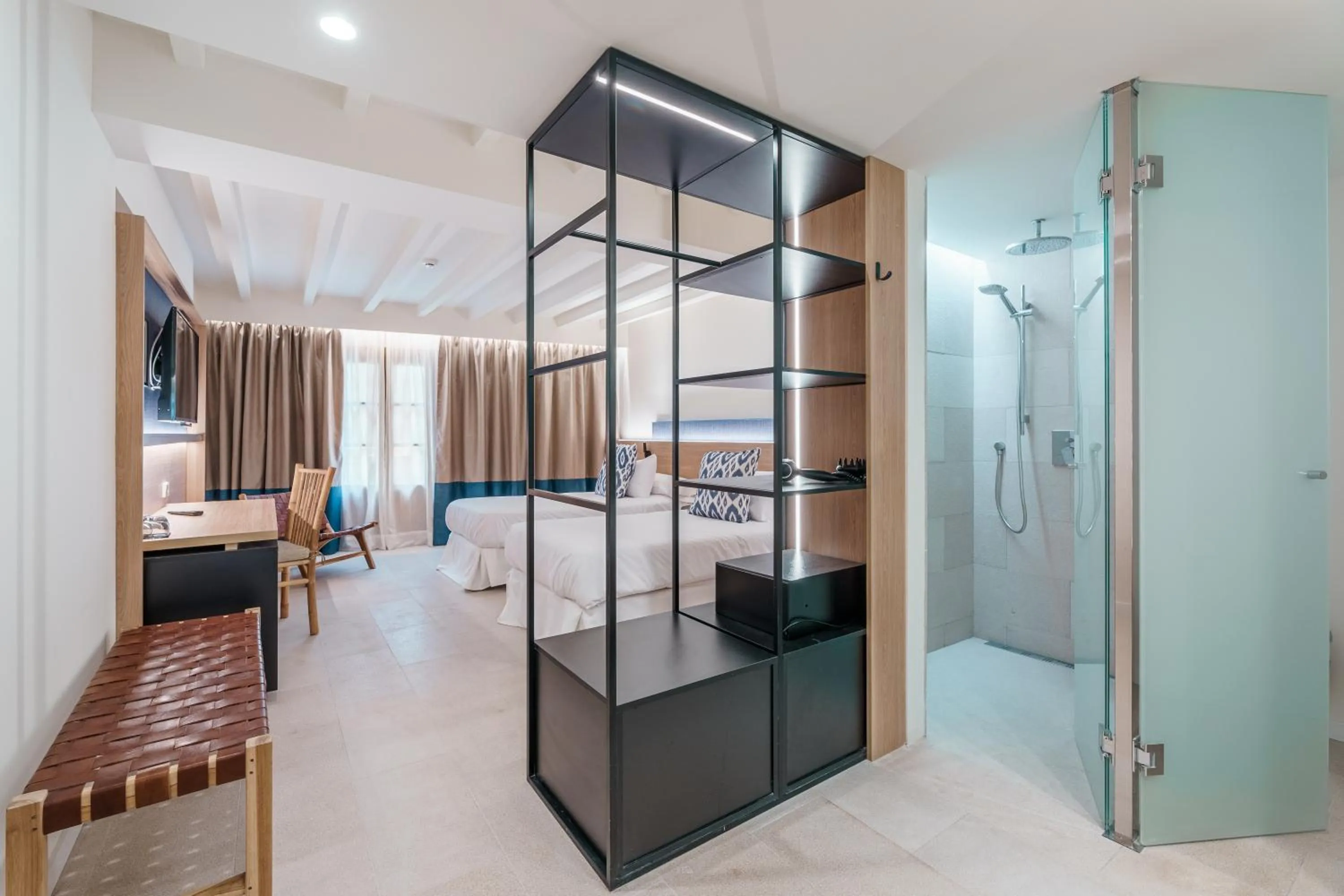 Photo of the whole room, Bed in Can Guixe - Turismo de Interior