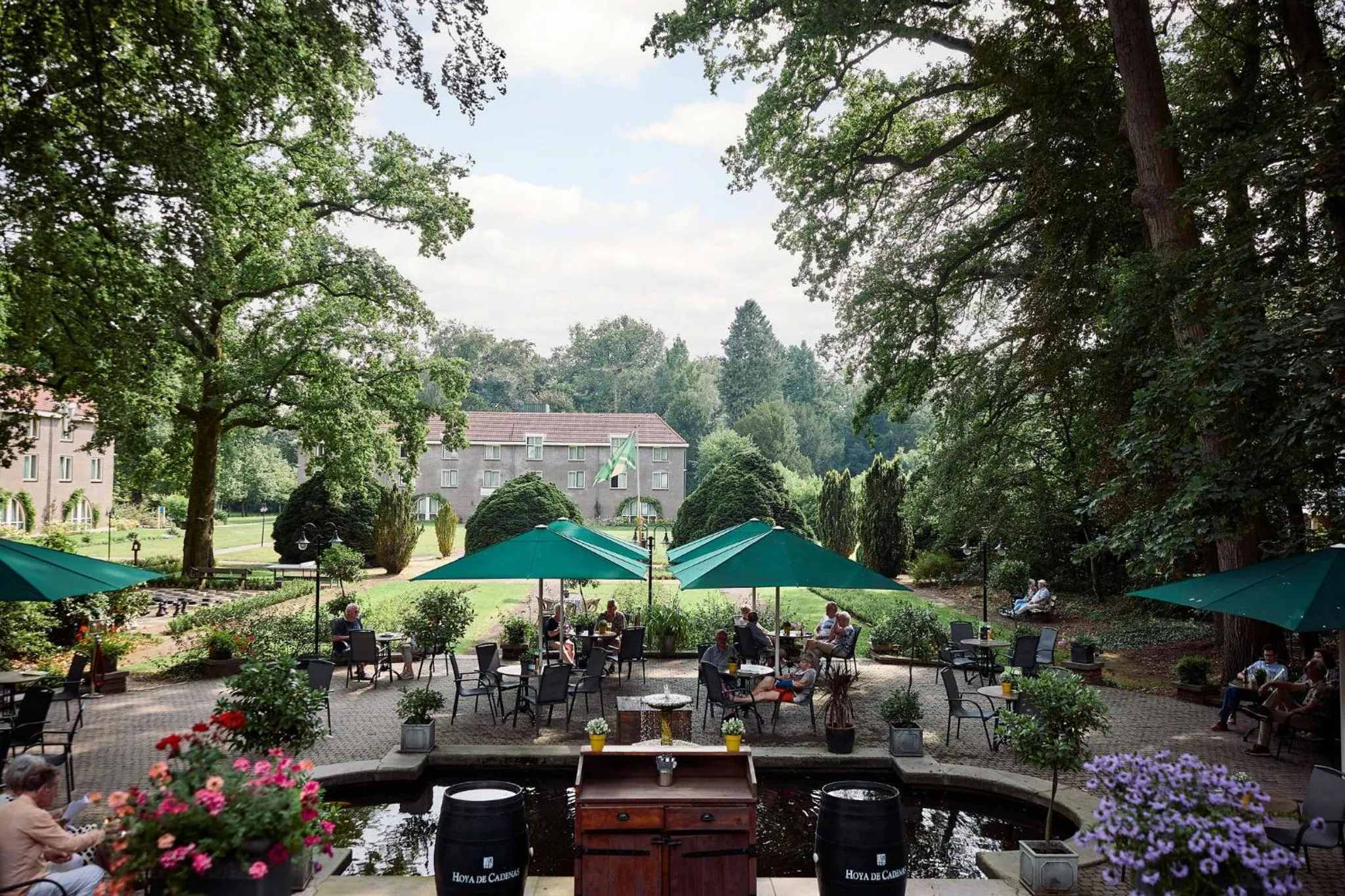 Restaurant/places to eat in Landgoed Ehzerwold