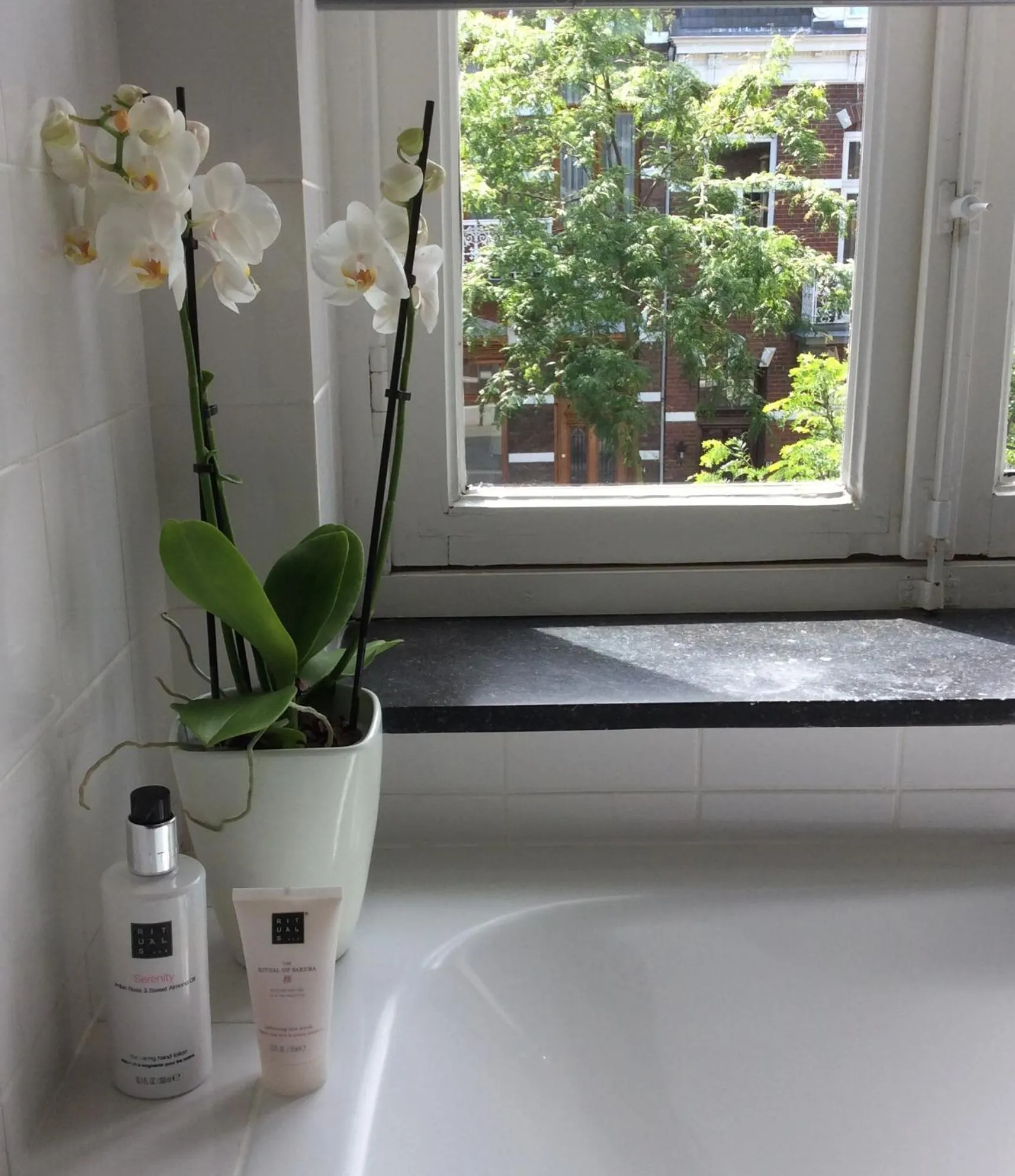 Bathroom in B&B Alexander