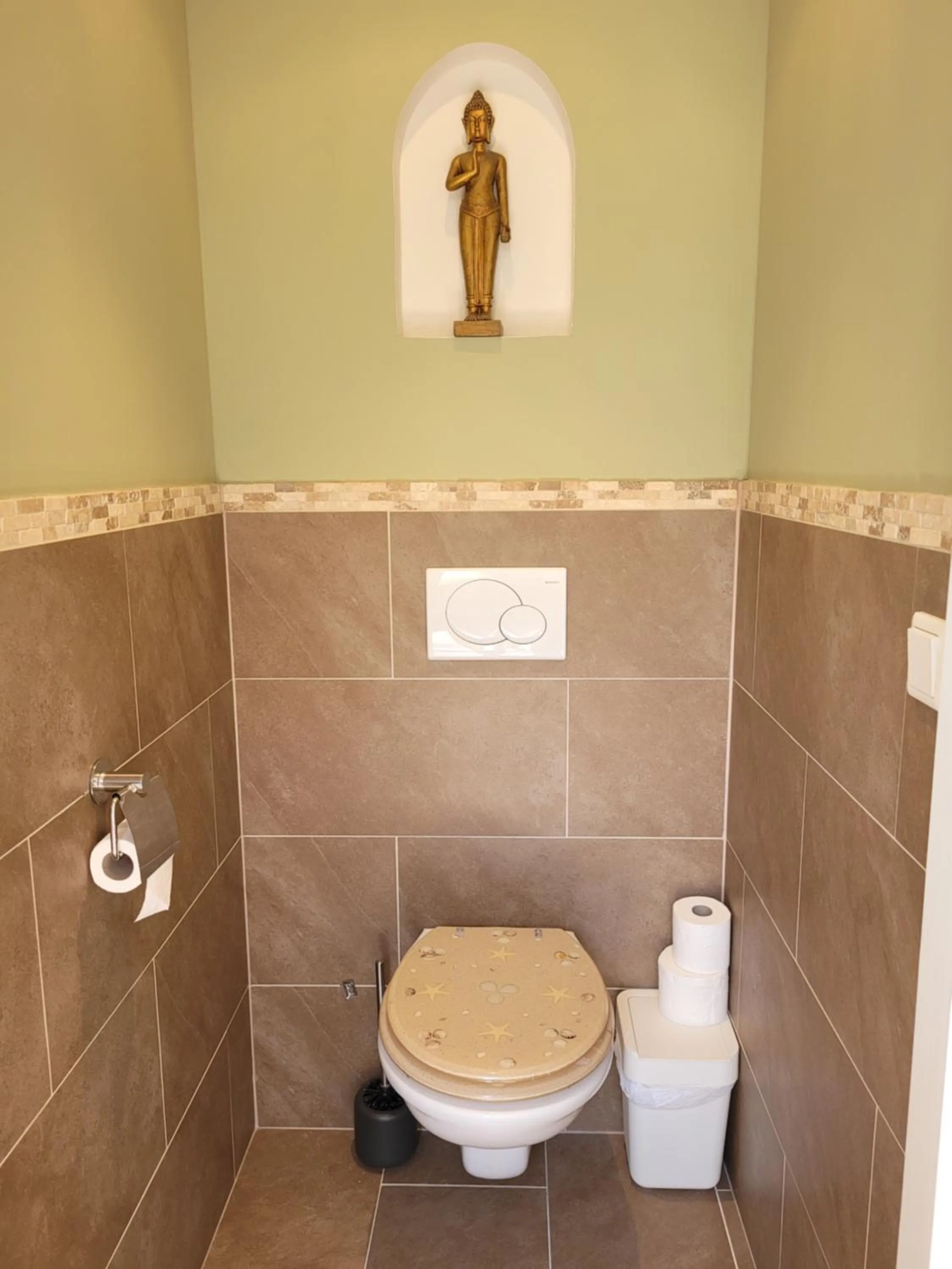 Toilet in Sleep Well Ness Domburg