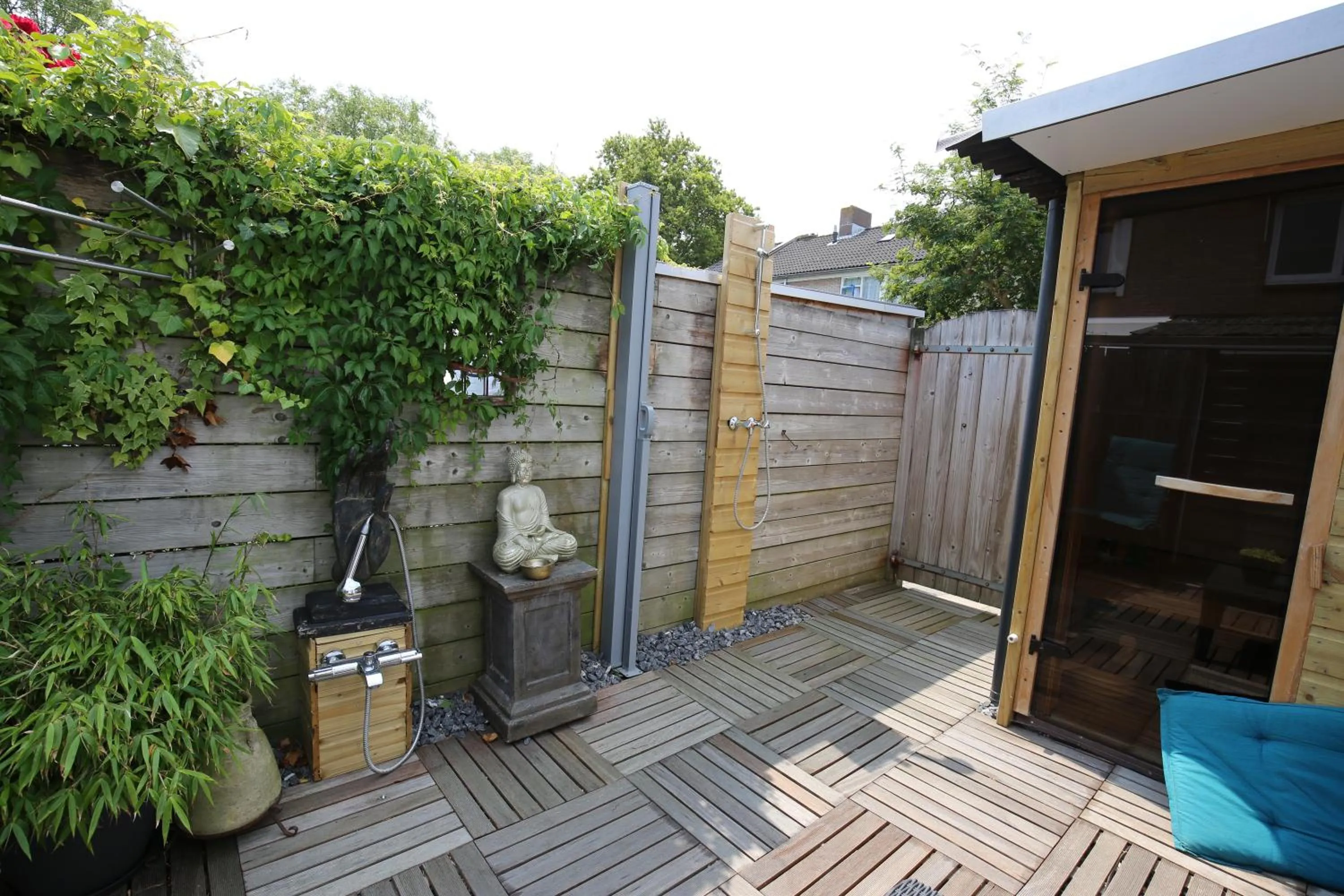 Shower in Sleep Well Ness Domburg