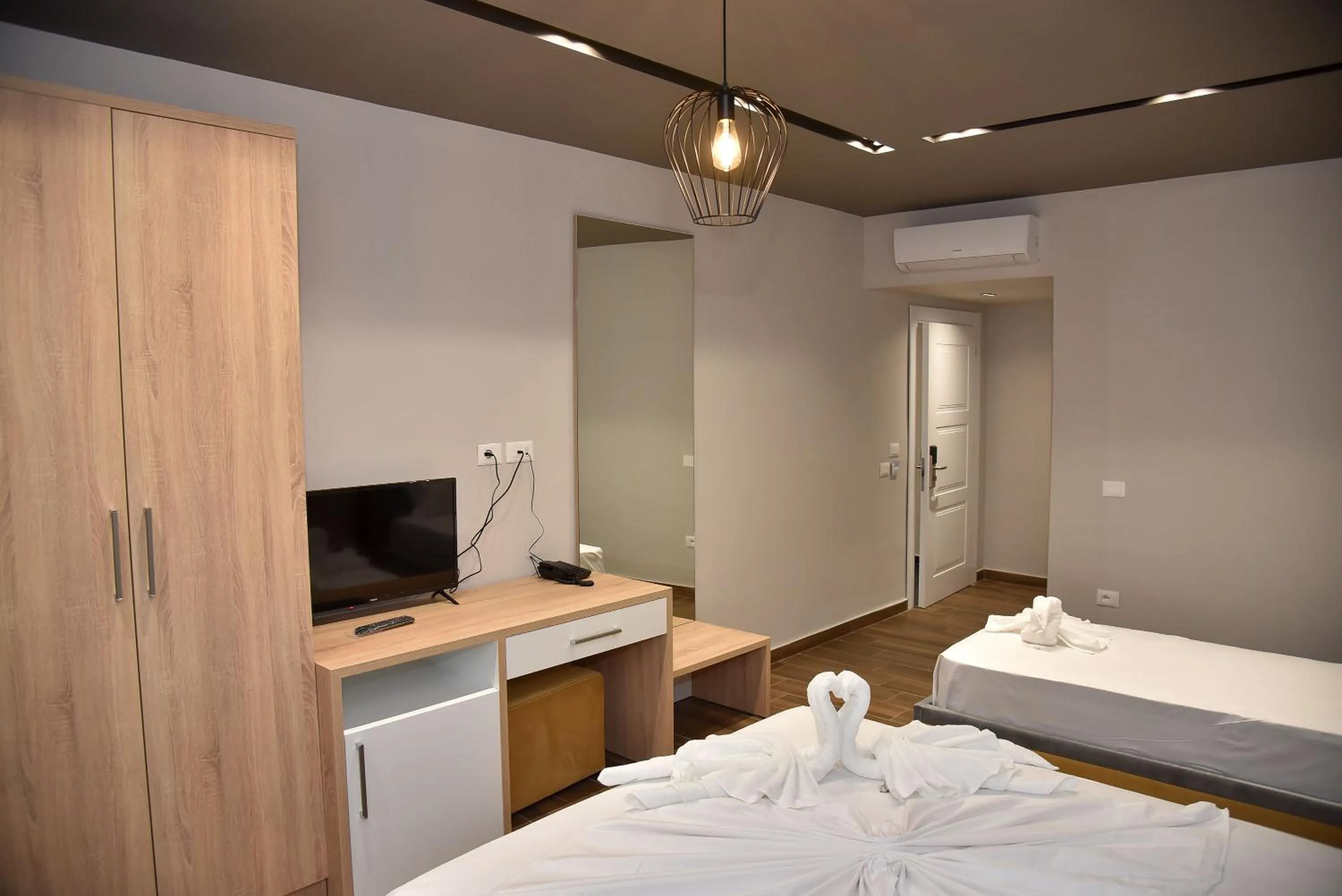 Bedroom, Bed in Dolanit Hotels Lubjana