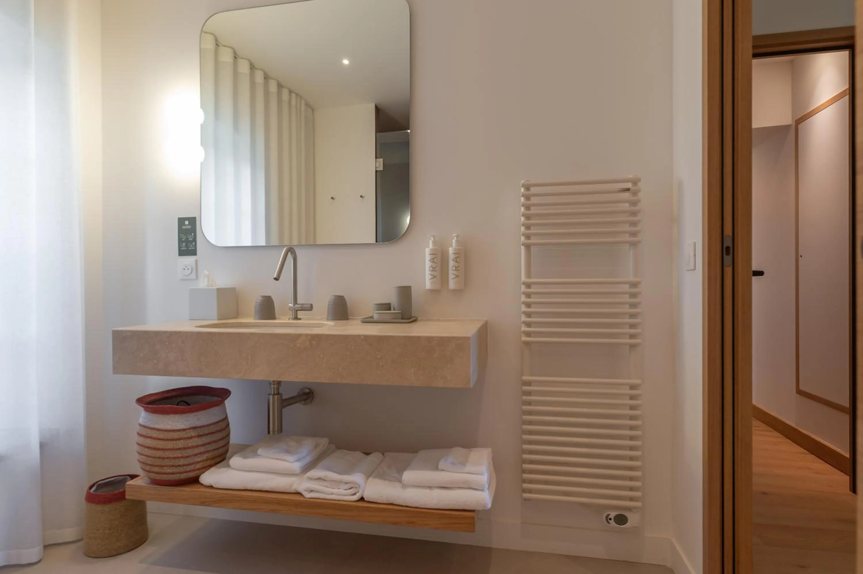 Shower in Domaine de Panery