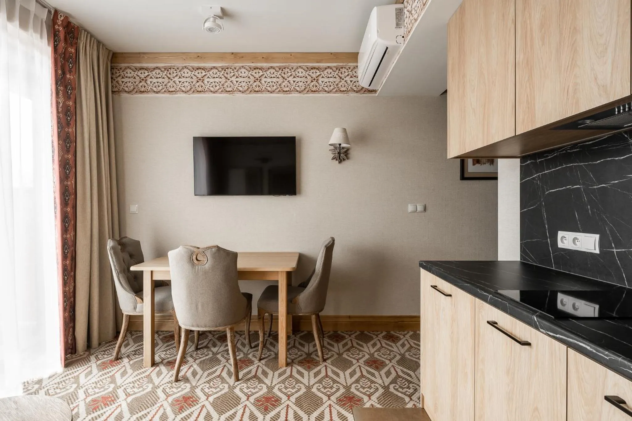 Communal lounge/ TV room in Apartamenty Aries Residence Bukowina