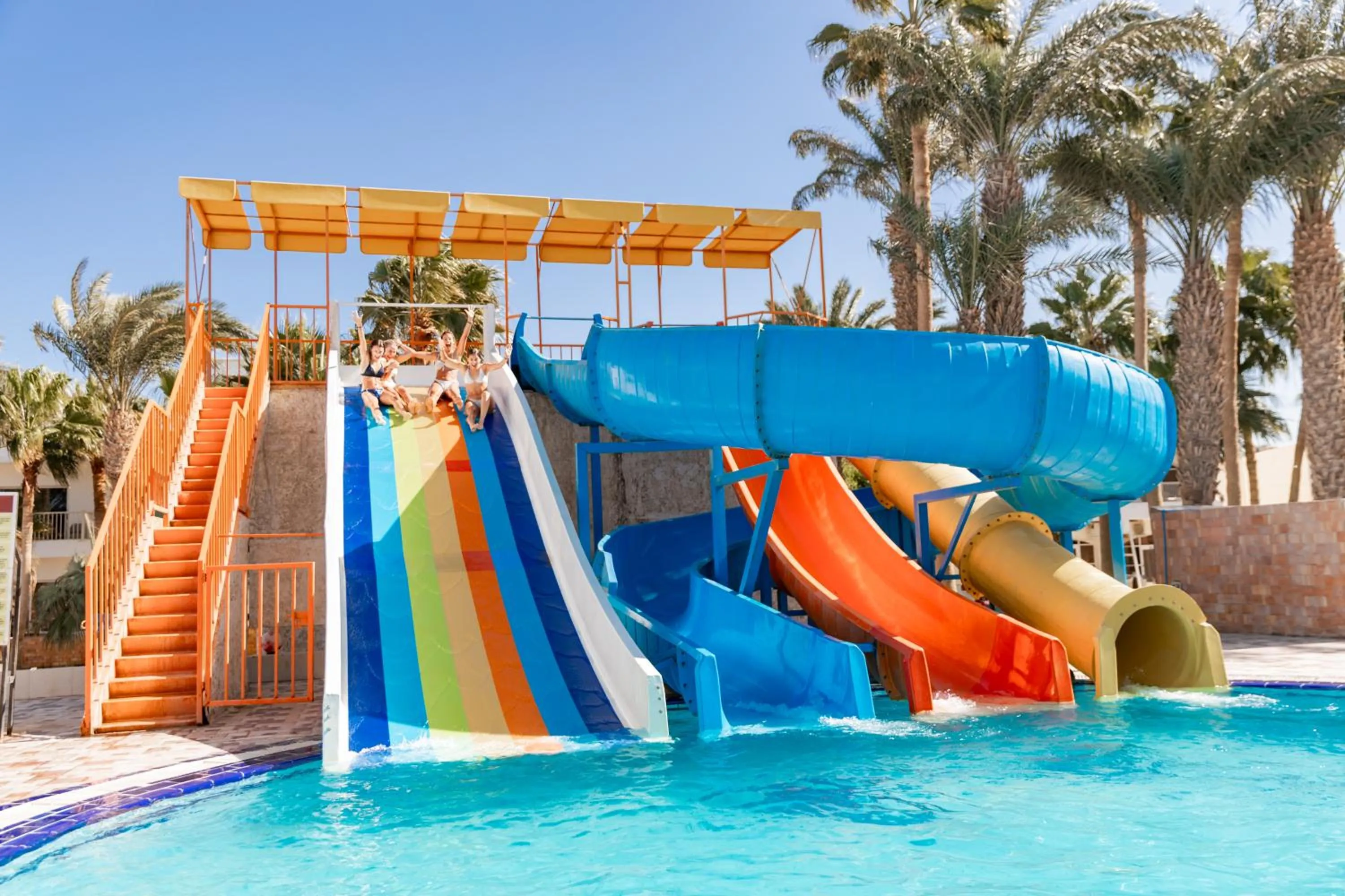 Swimming pool in Royal Star Beach Resort