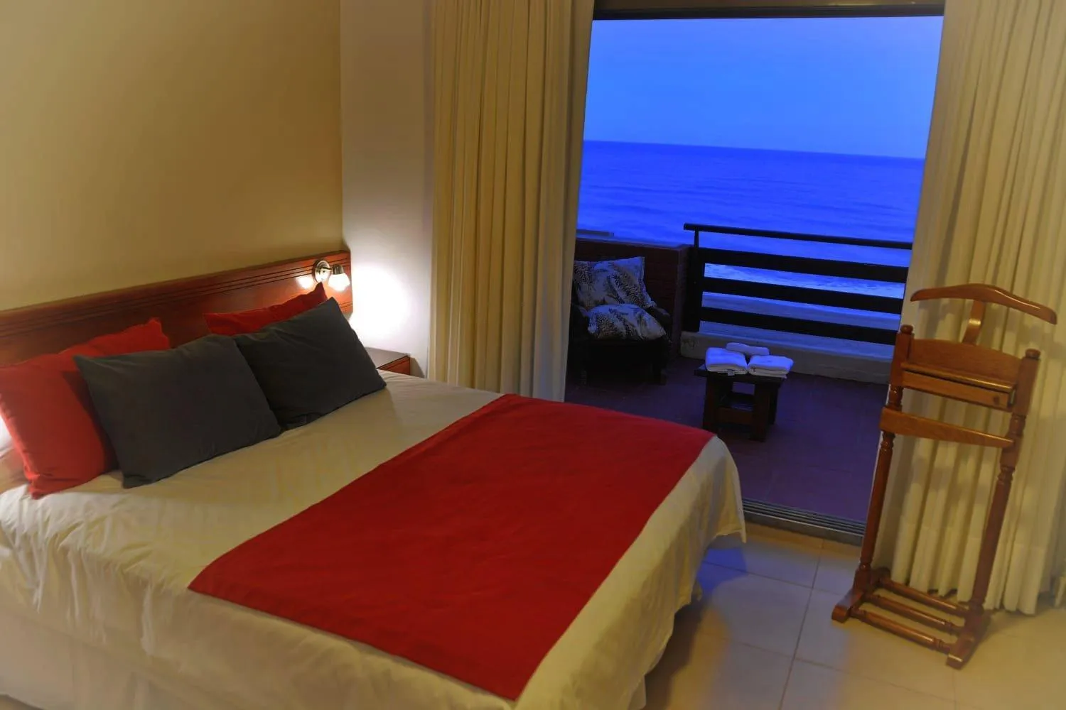 Bedroom, Bed in Intersur Villa Gesell