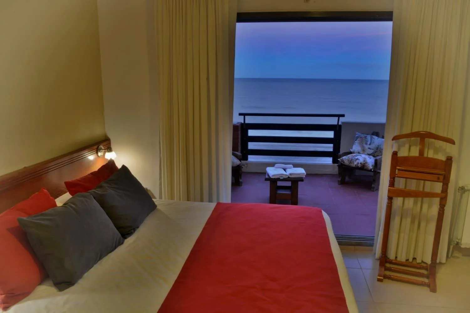 Bedroom, Bed in Intersur Villa Gesell