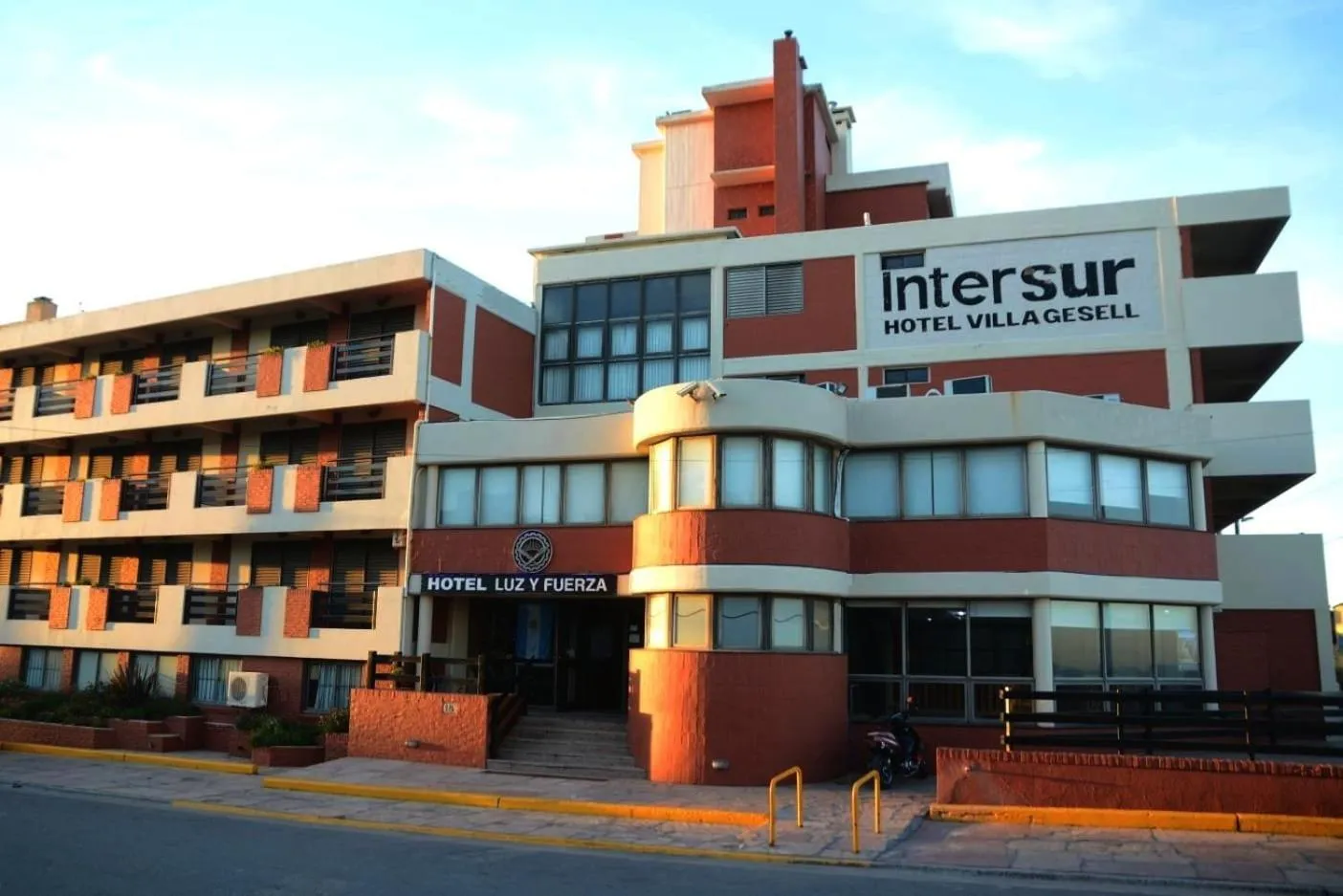 Property building in Intersur Villa Gesell