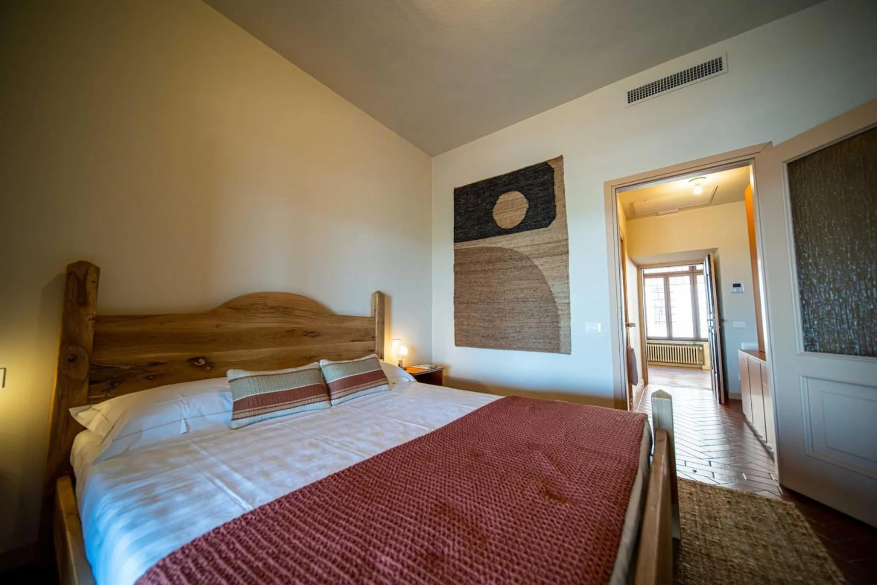 Photo of the whole room, Bed in Annunciata Soul Retreat