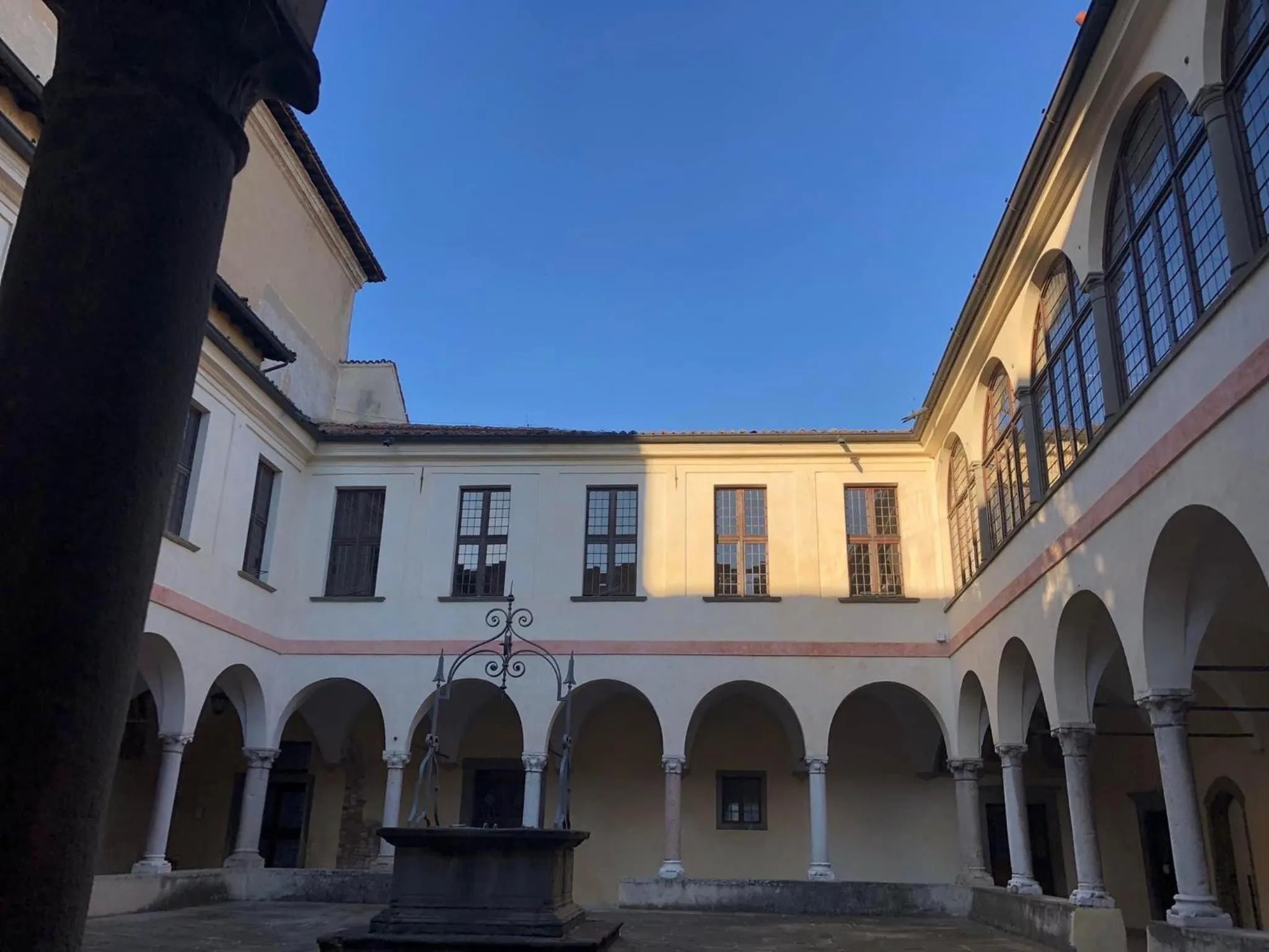Inner courtyard view in Annunciata Soul Retreat