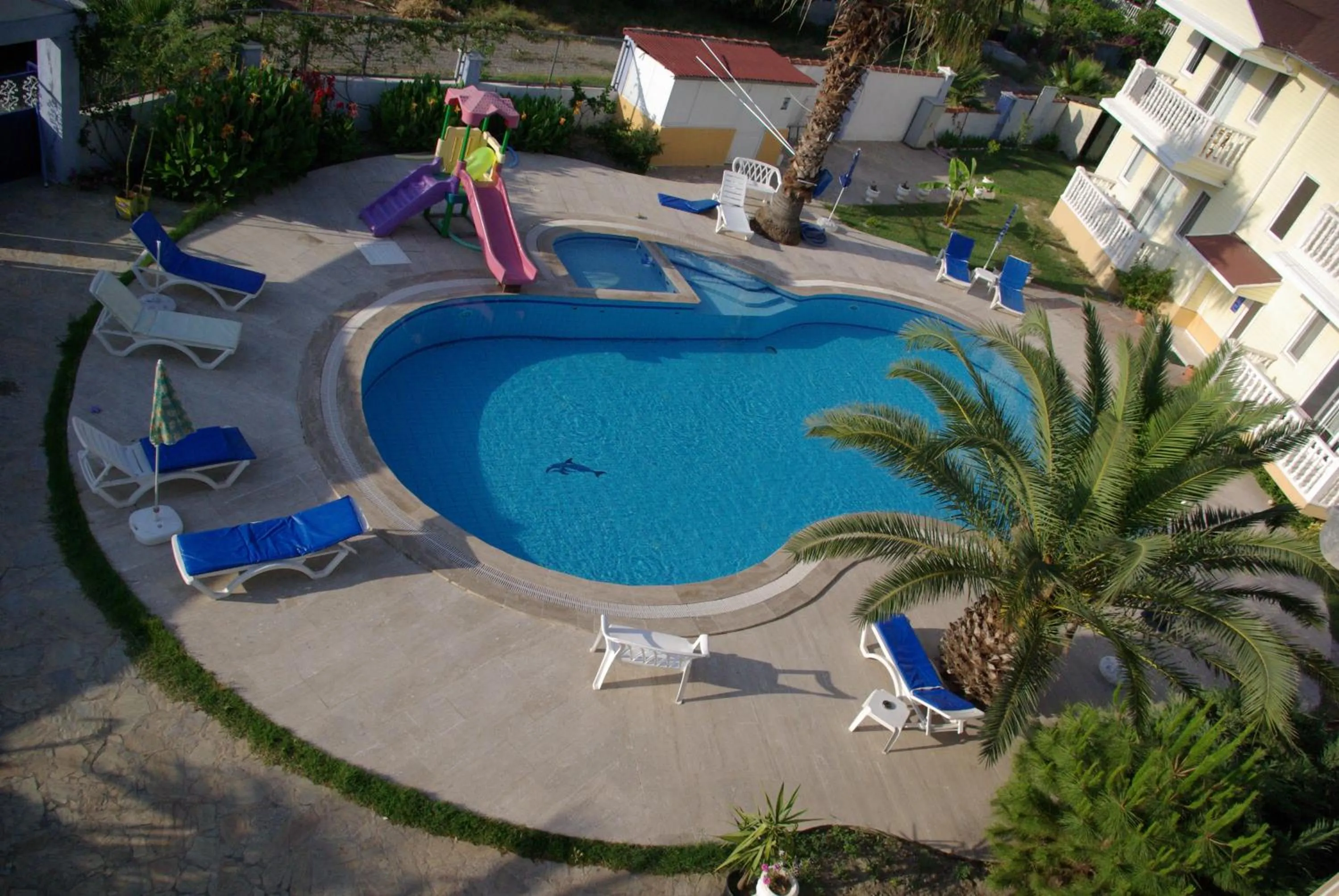 Pool view in Mavikosk