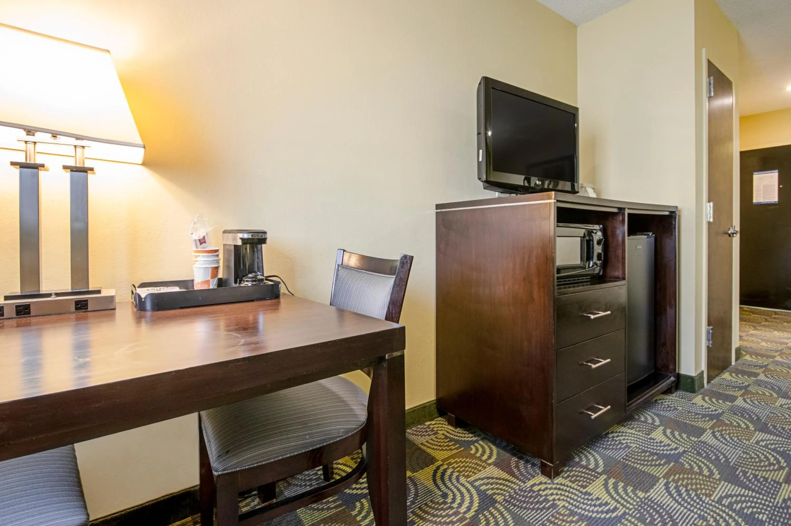 Quality Inn & Suites Glenmont - Albany South