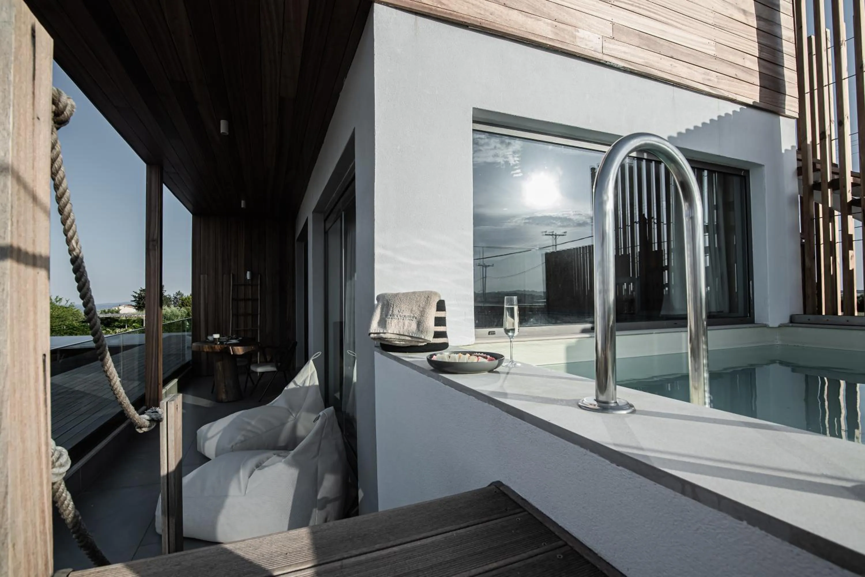 King's & Queen's Afitos - Suites With Private Pool