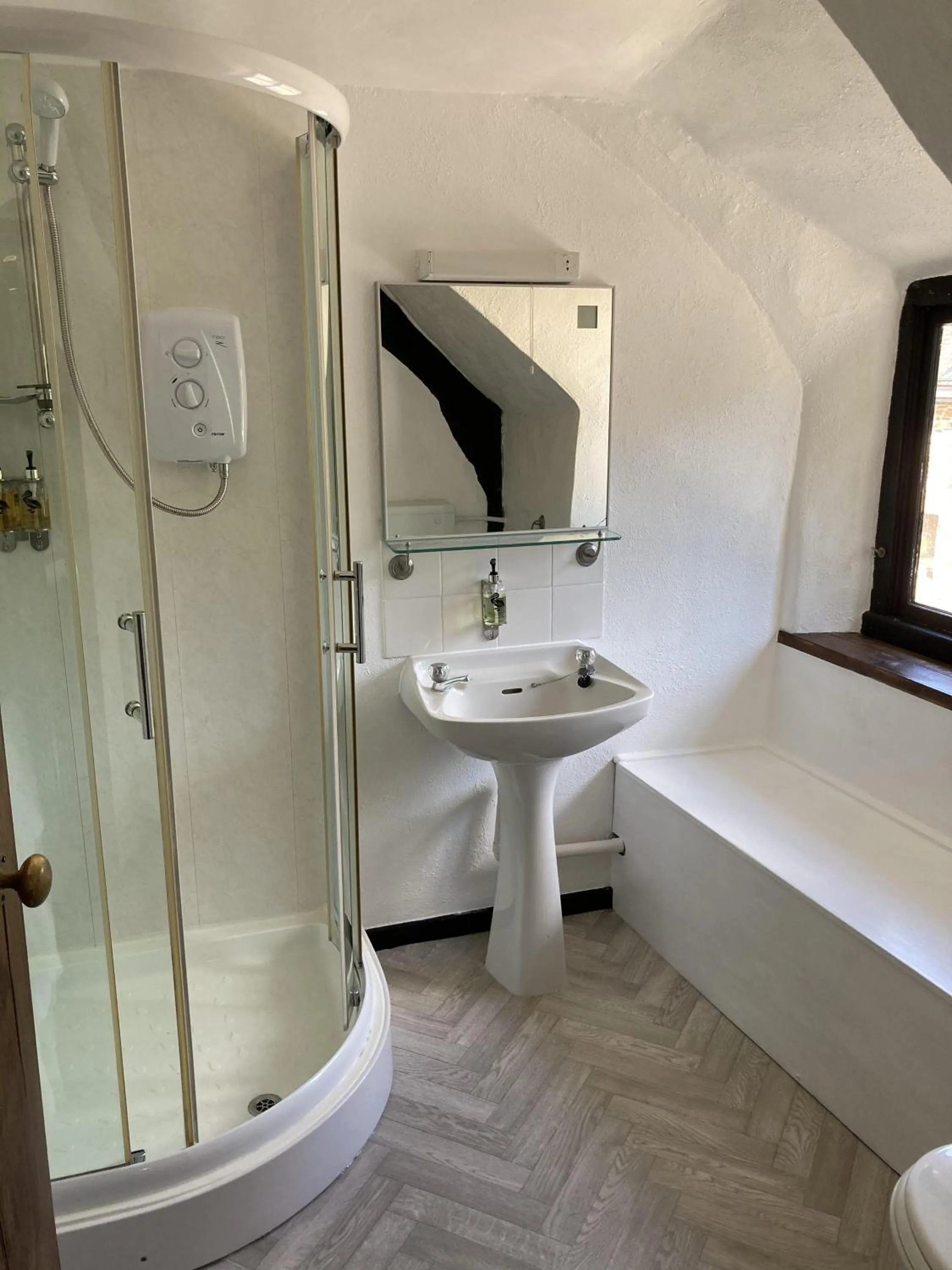 Bathroom in The Cridford Inn