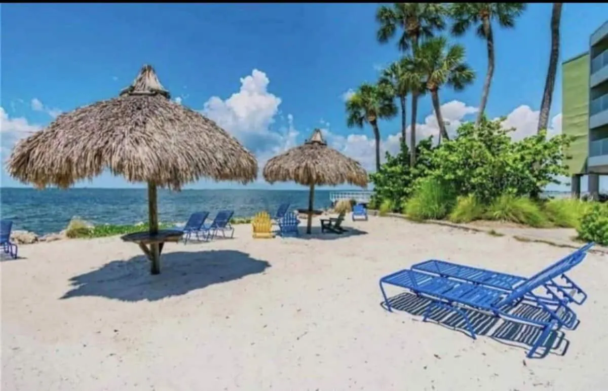 Amazing Waterfront Views Resort, Enjoy Heated Pool & Sunset!