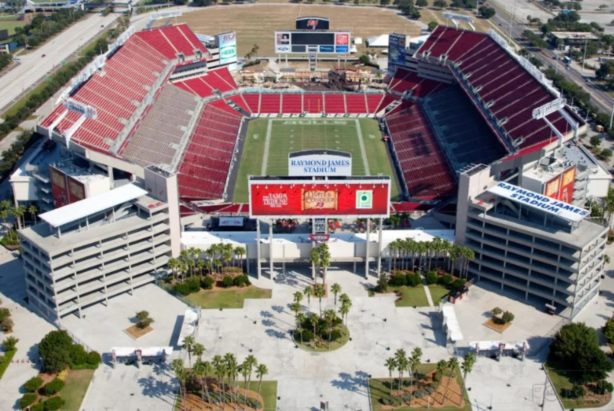 Amazing Waterfront Views Resort, Enjoy Heated Pool & Sunset!