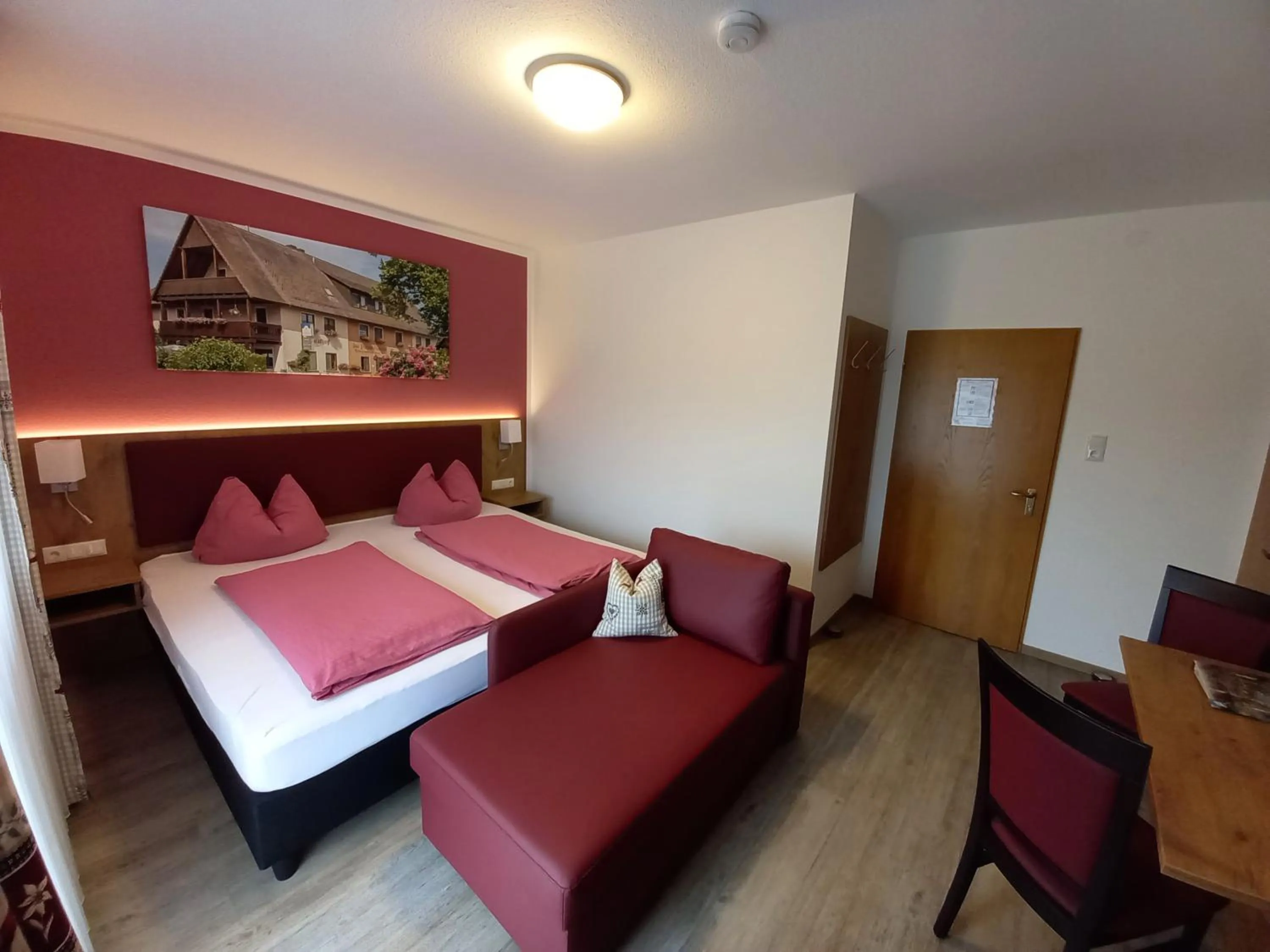 Bed in Gasthof Zur frohen Einkehr