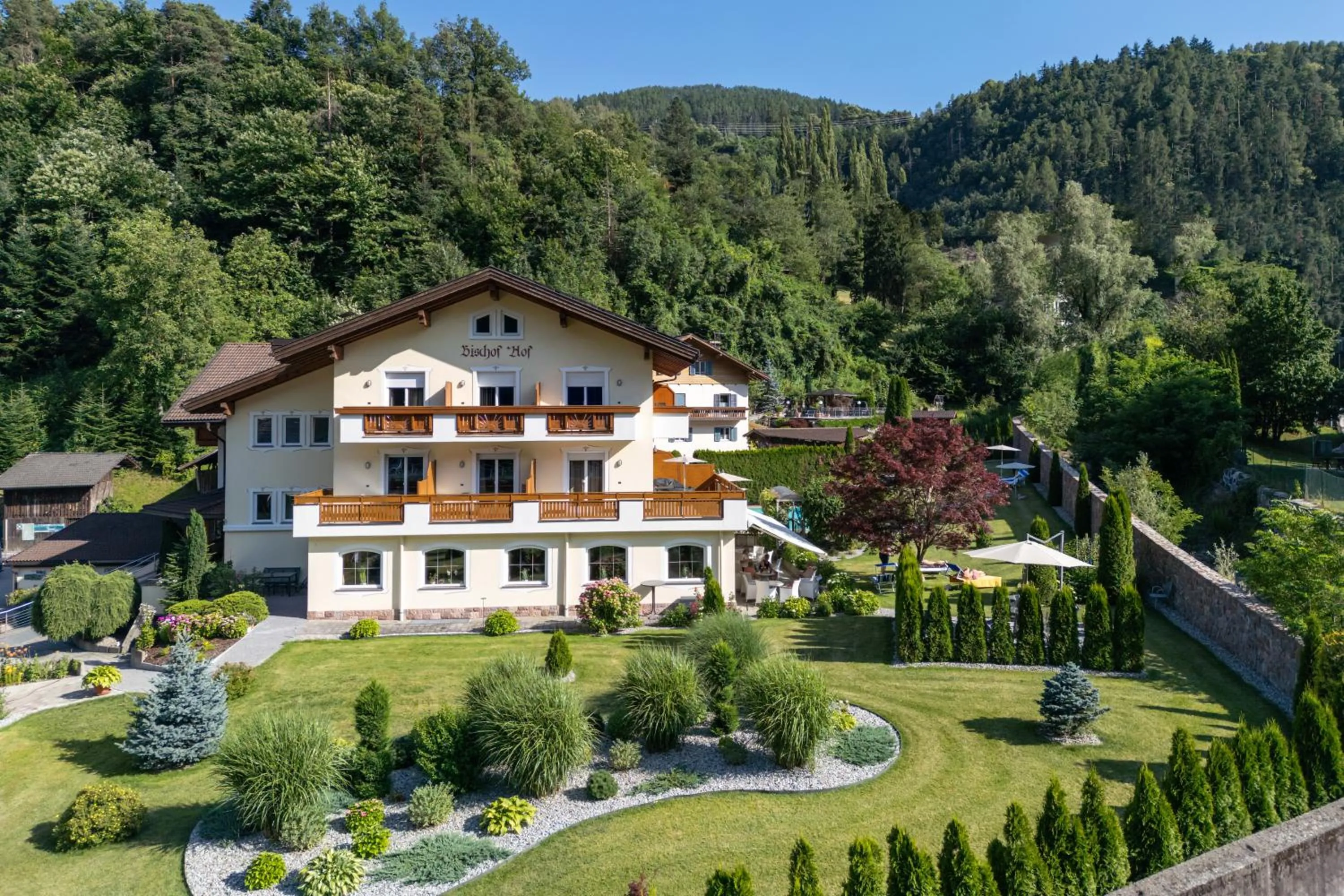 Garden view in Hotel Bischofhof