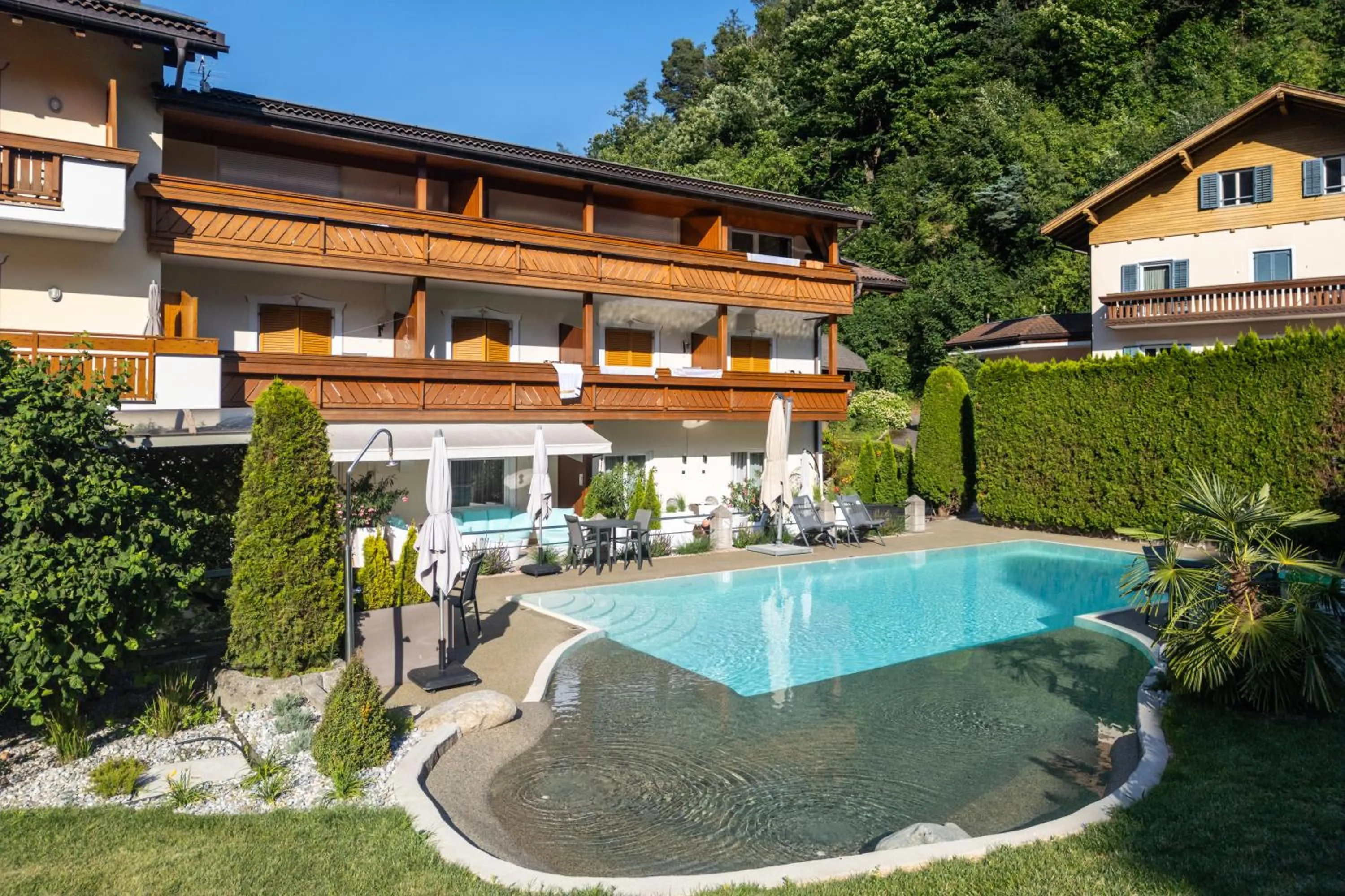 Pool view in Hotel Bischofhof