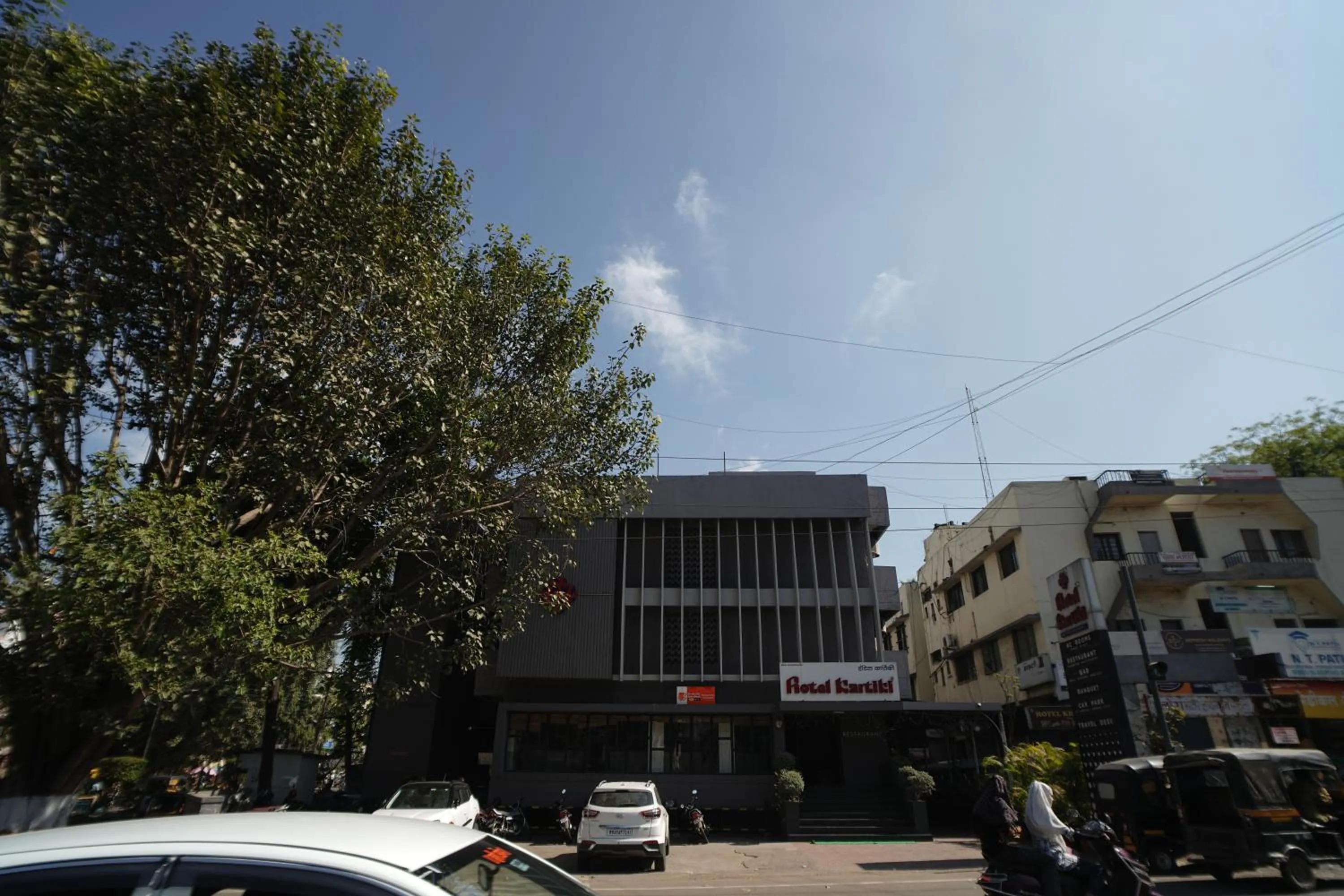 Property building in Hotel Kartiki