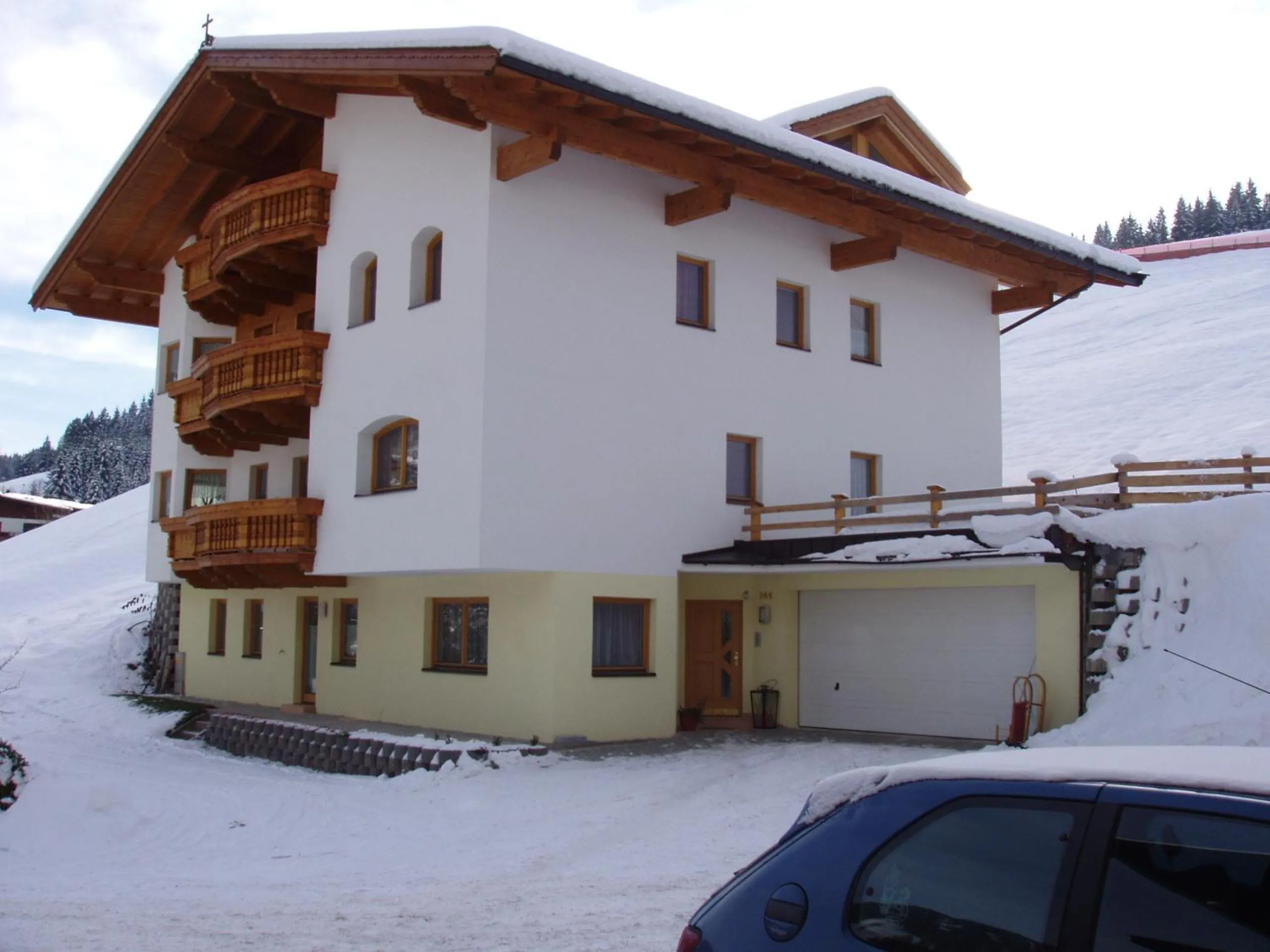 Facade/entrance in Ferienwohnung Wohlfartstätter