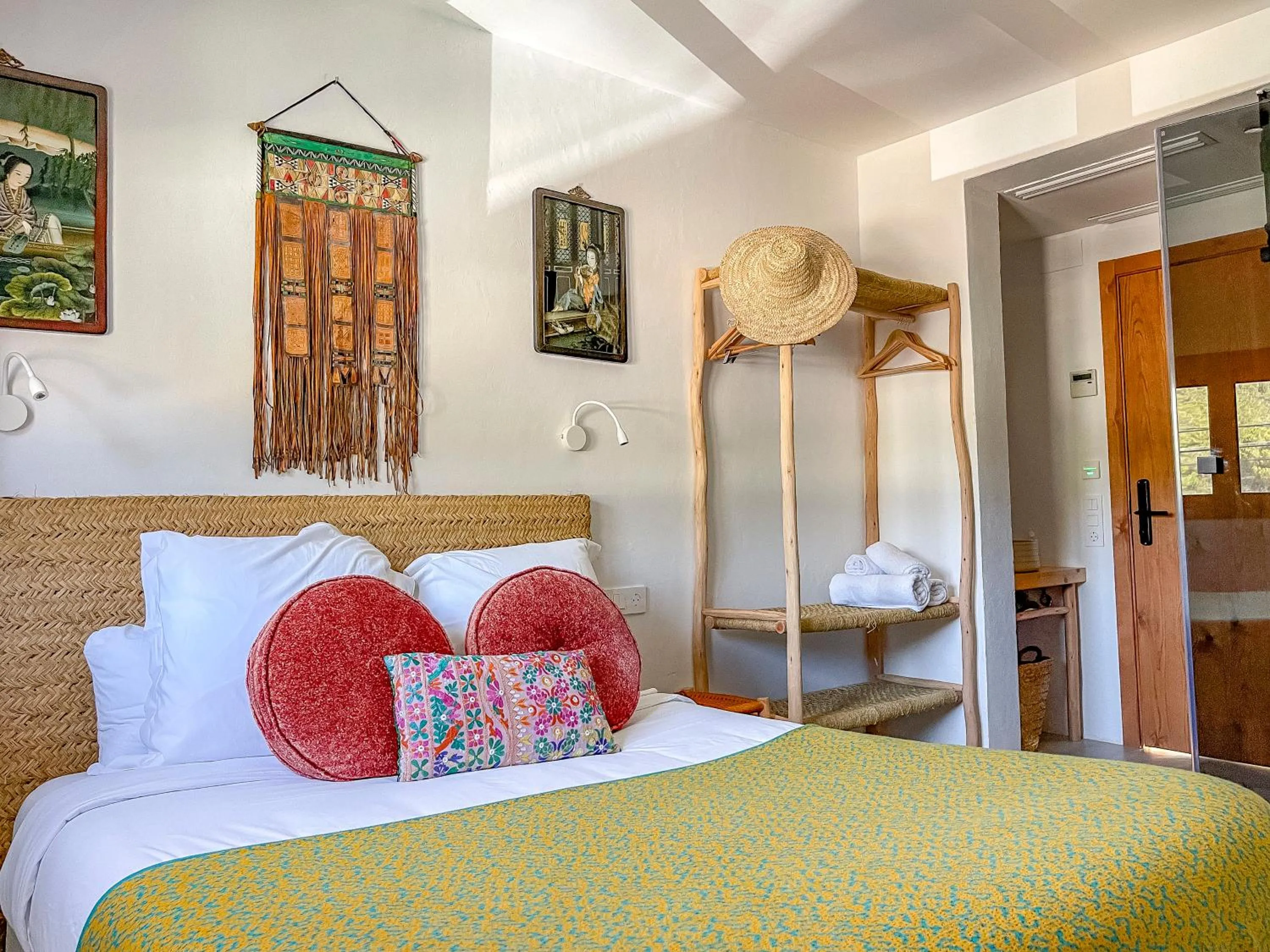 Bedroom, Bed in Hostal Mar y Sal