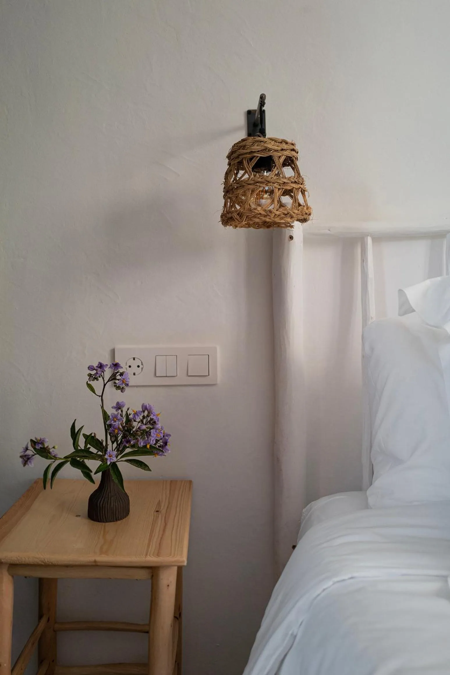 Decorative detail, Bed in Hostal Mar y Sal