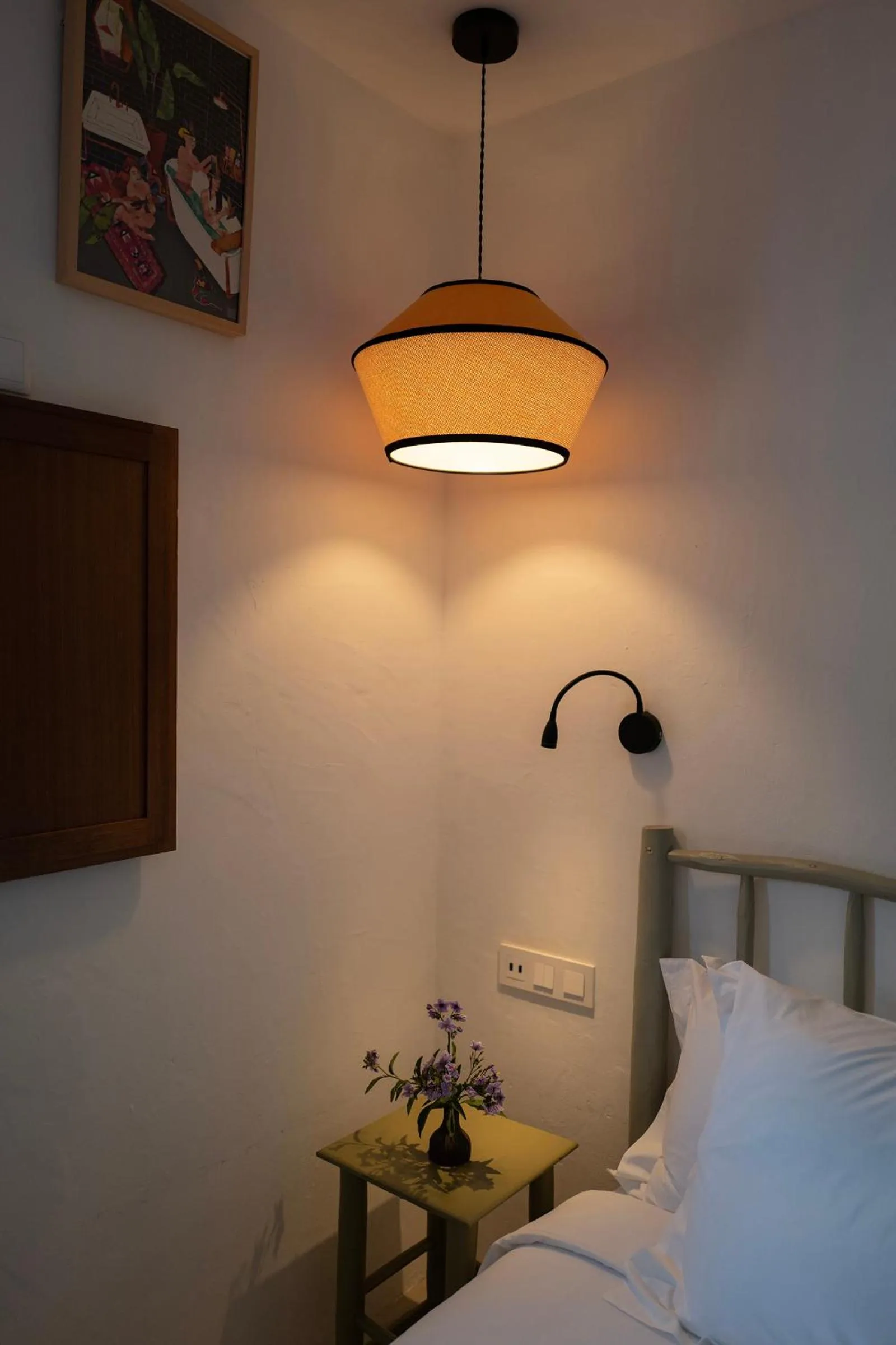 Decorative detail, Bed in Hostal Mar y Sal