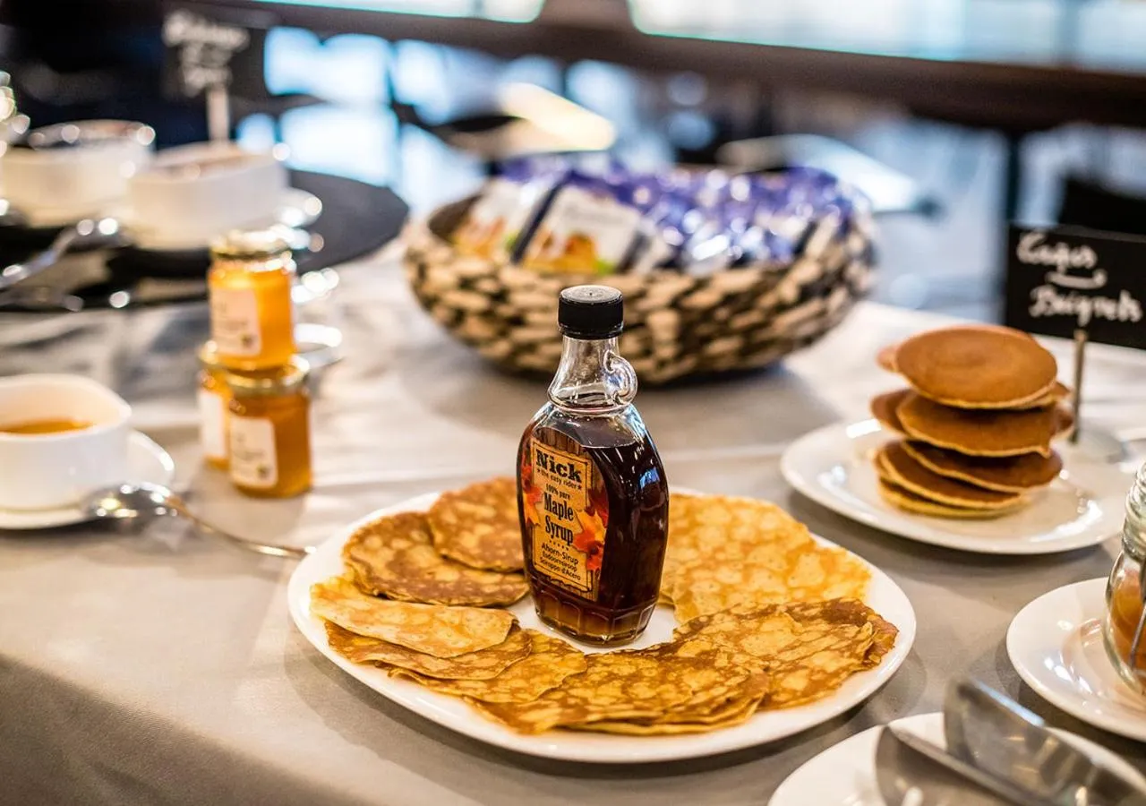 Food in Lake Geneva Hotel