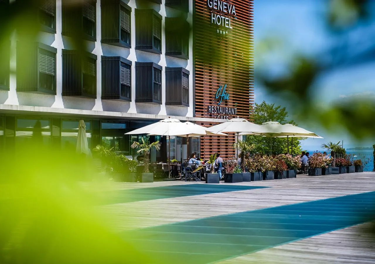 Property building in Lake Geneva Hotel