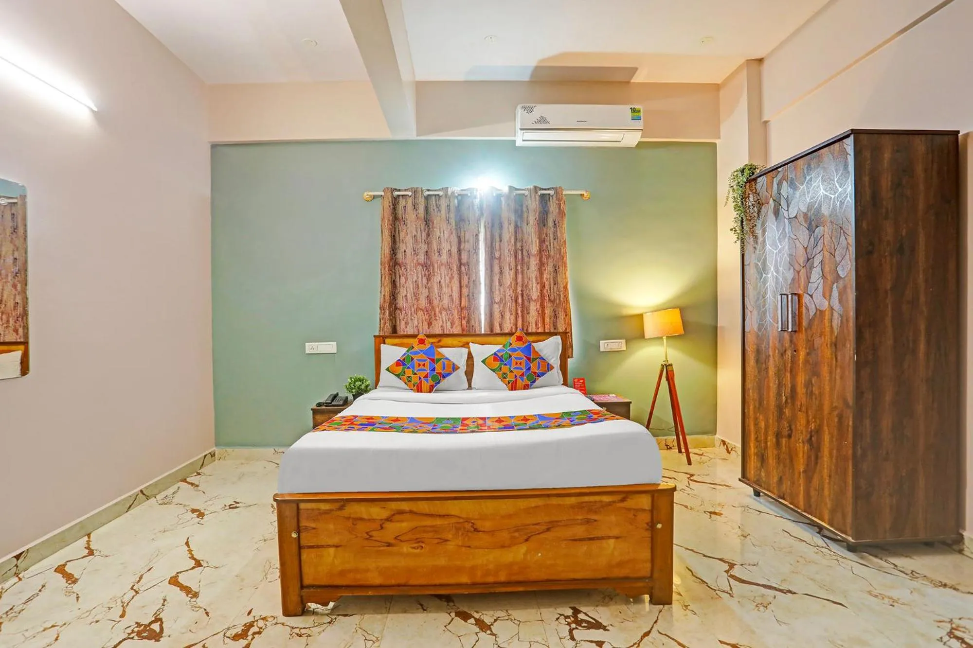 Bed in FabHotel Kings Palace Manyata - Near Manyata Tech Park Main Gate