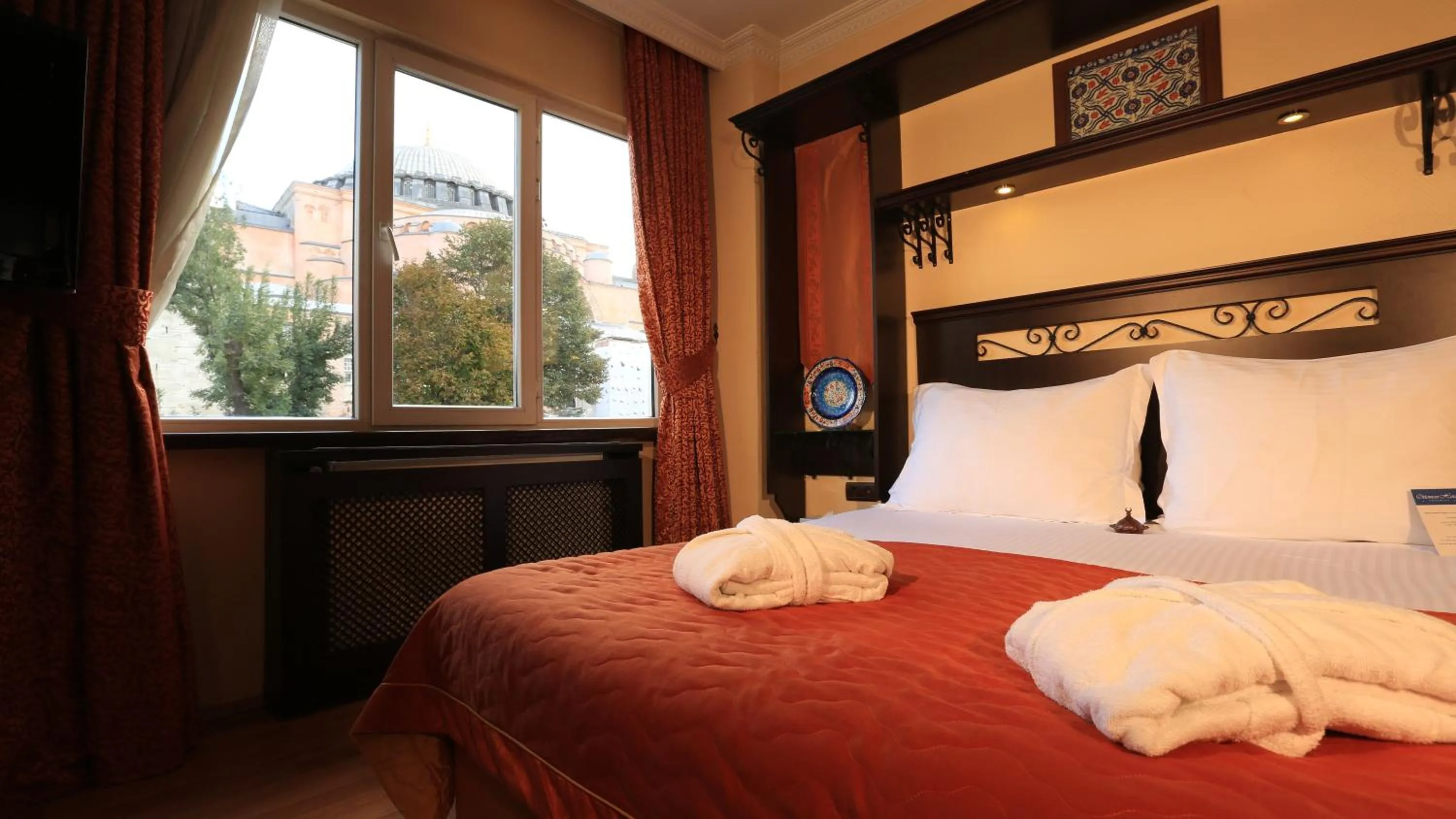 Bed in Ottoman Hotel Imperial-Special Category