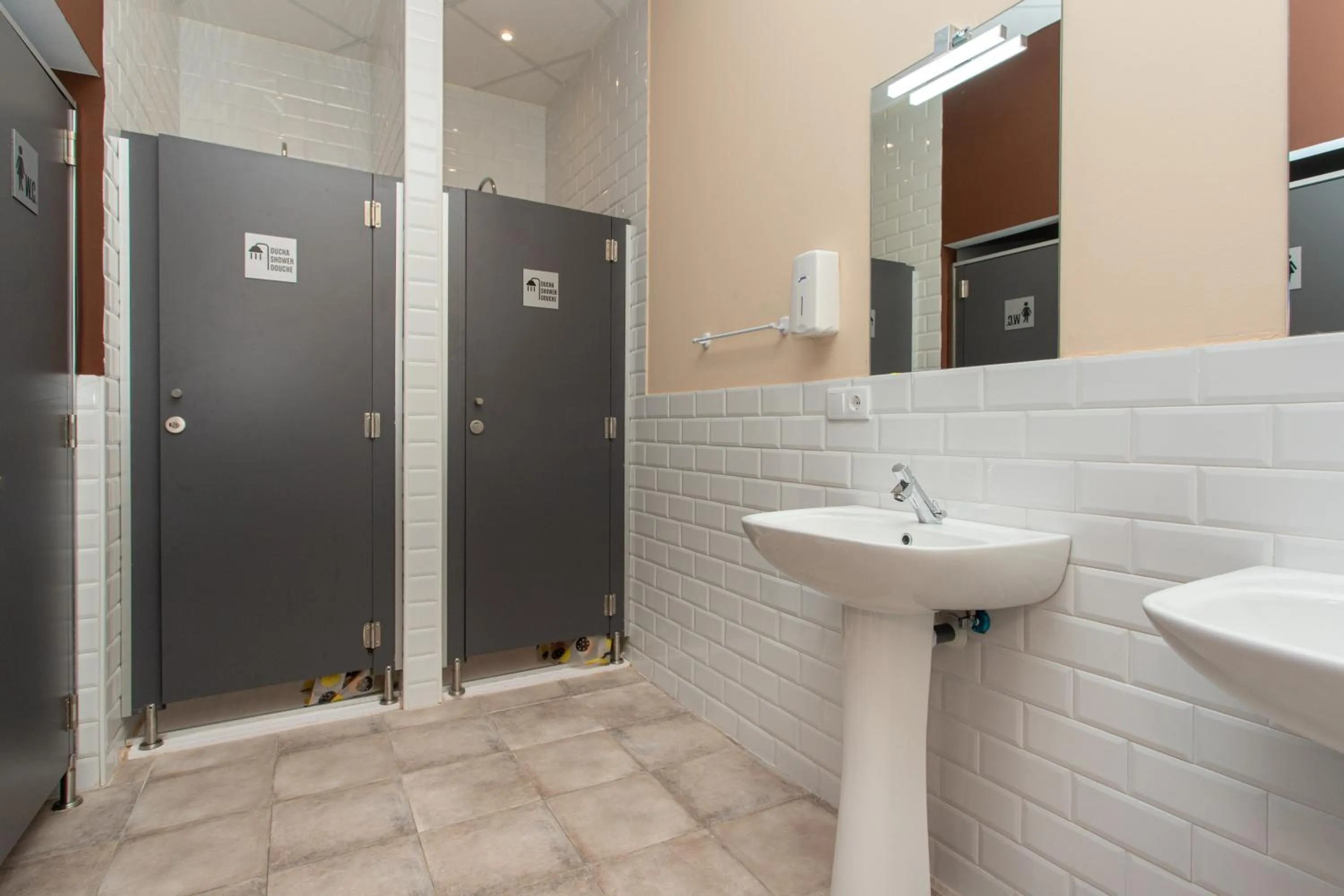 Shower in Llanes Hostel