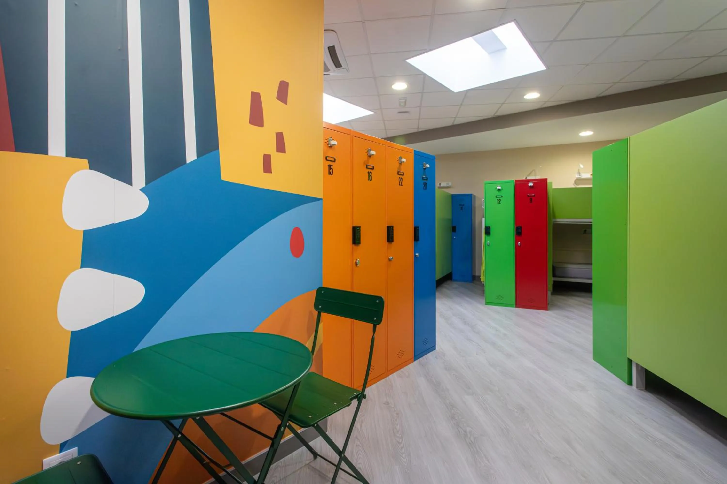 microwave in Llanes Hostel