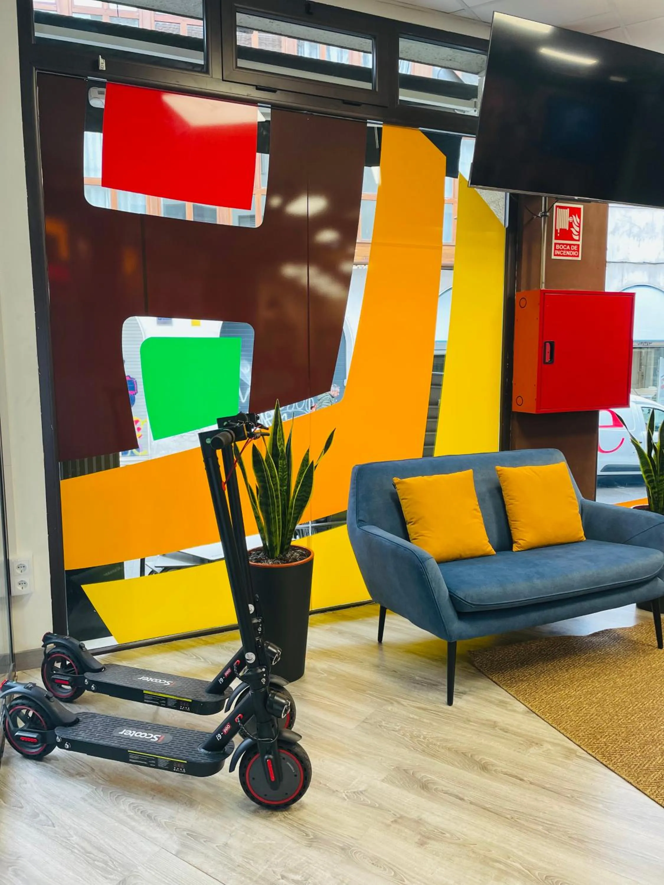 Living room in Llanes Hostel