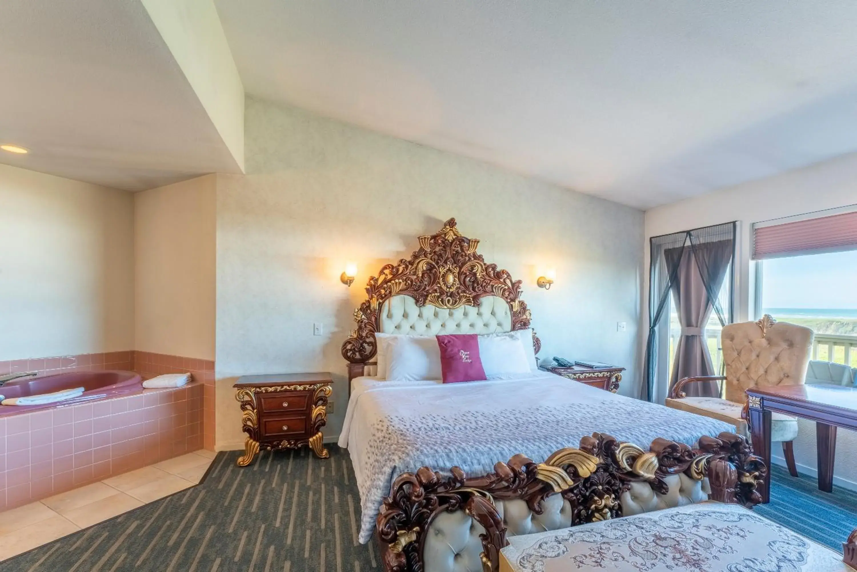 King Room with Spa Bath ( No Children ) in Ocean View Lodge King Room with Spa Bath ( No Children ) in Ocean View Lodge