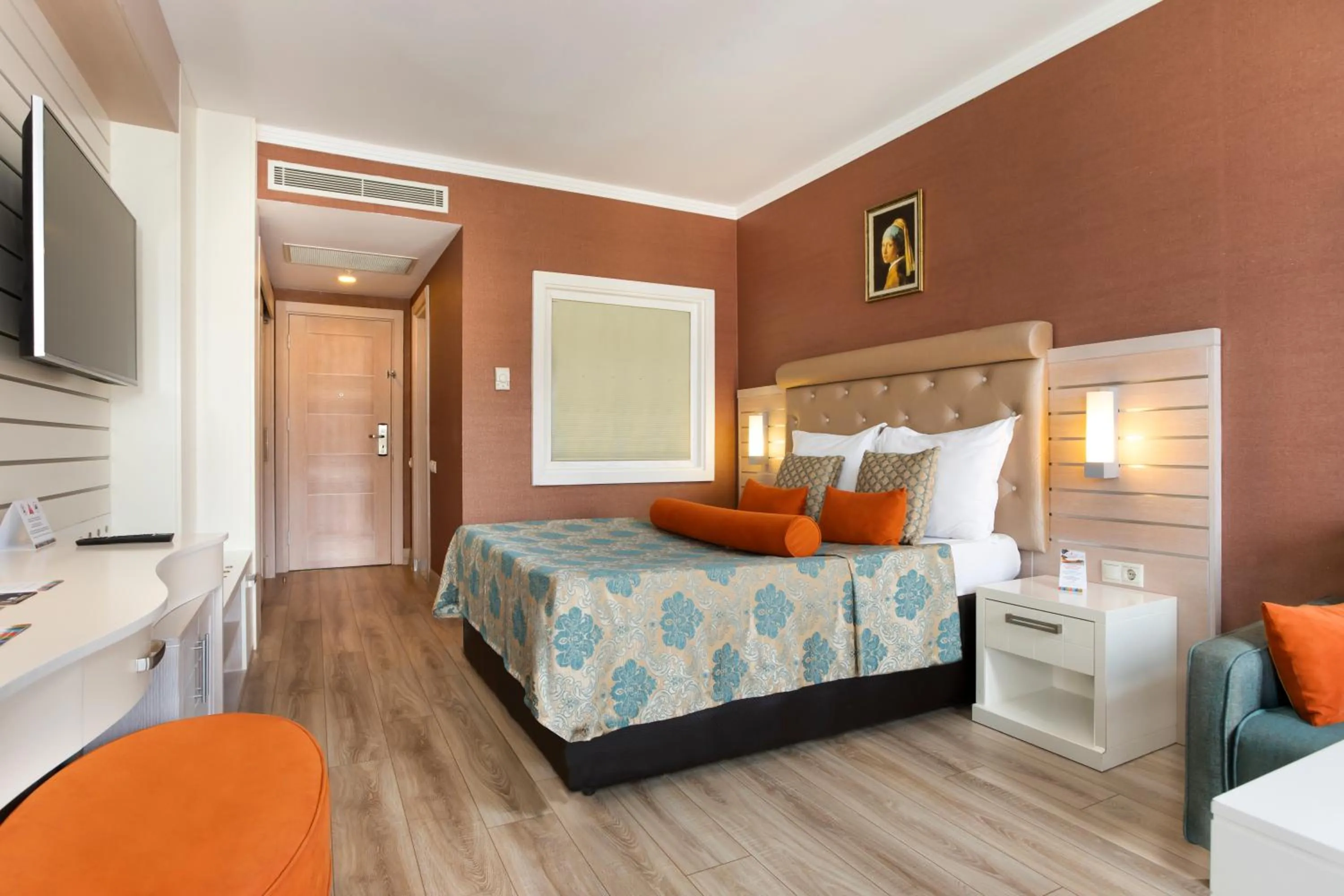 Bed in Orange County Kemer