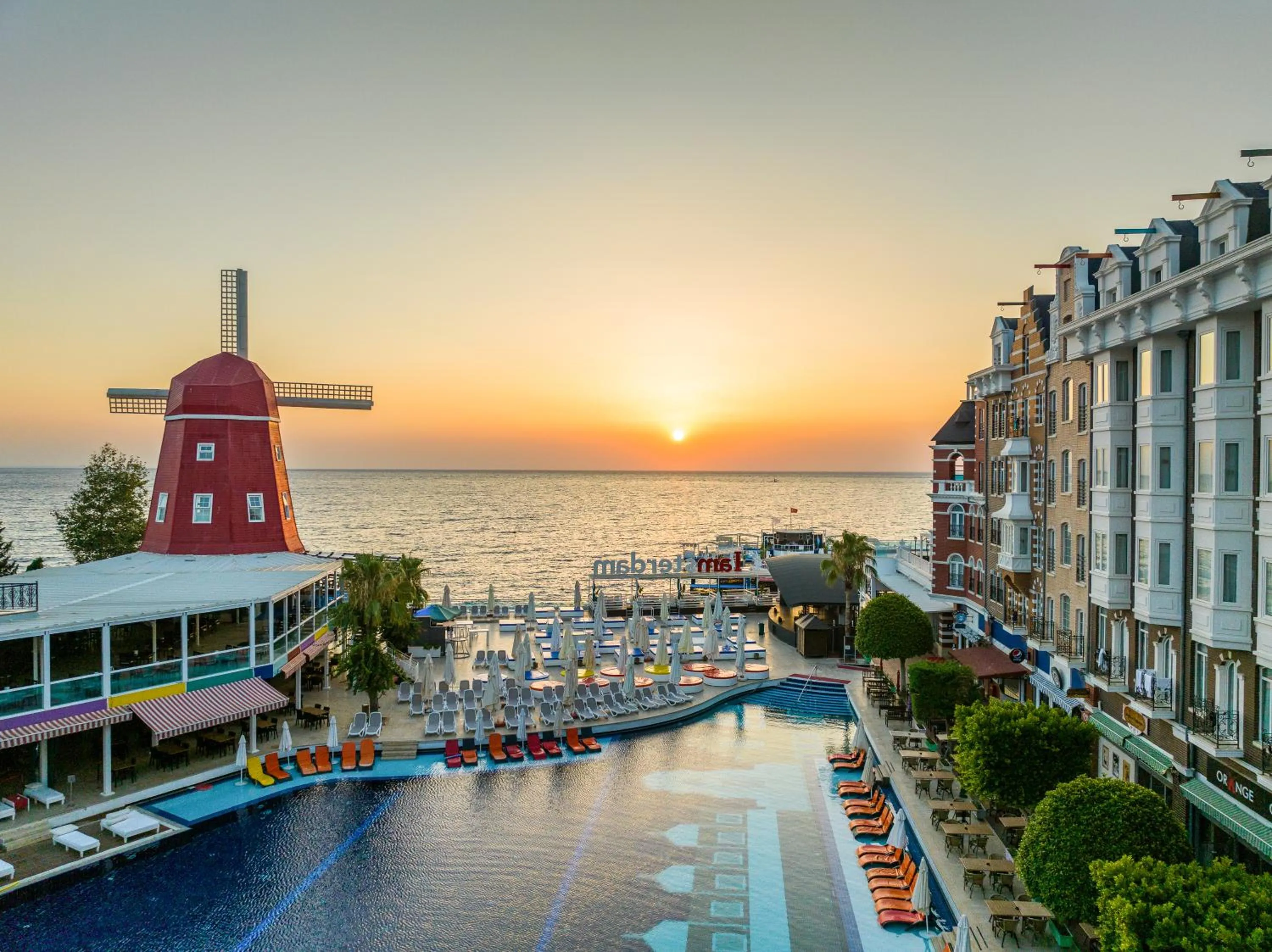 Property building in Orange County Kemer