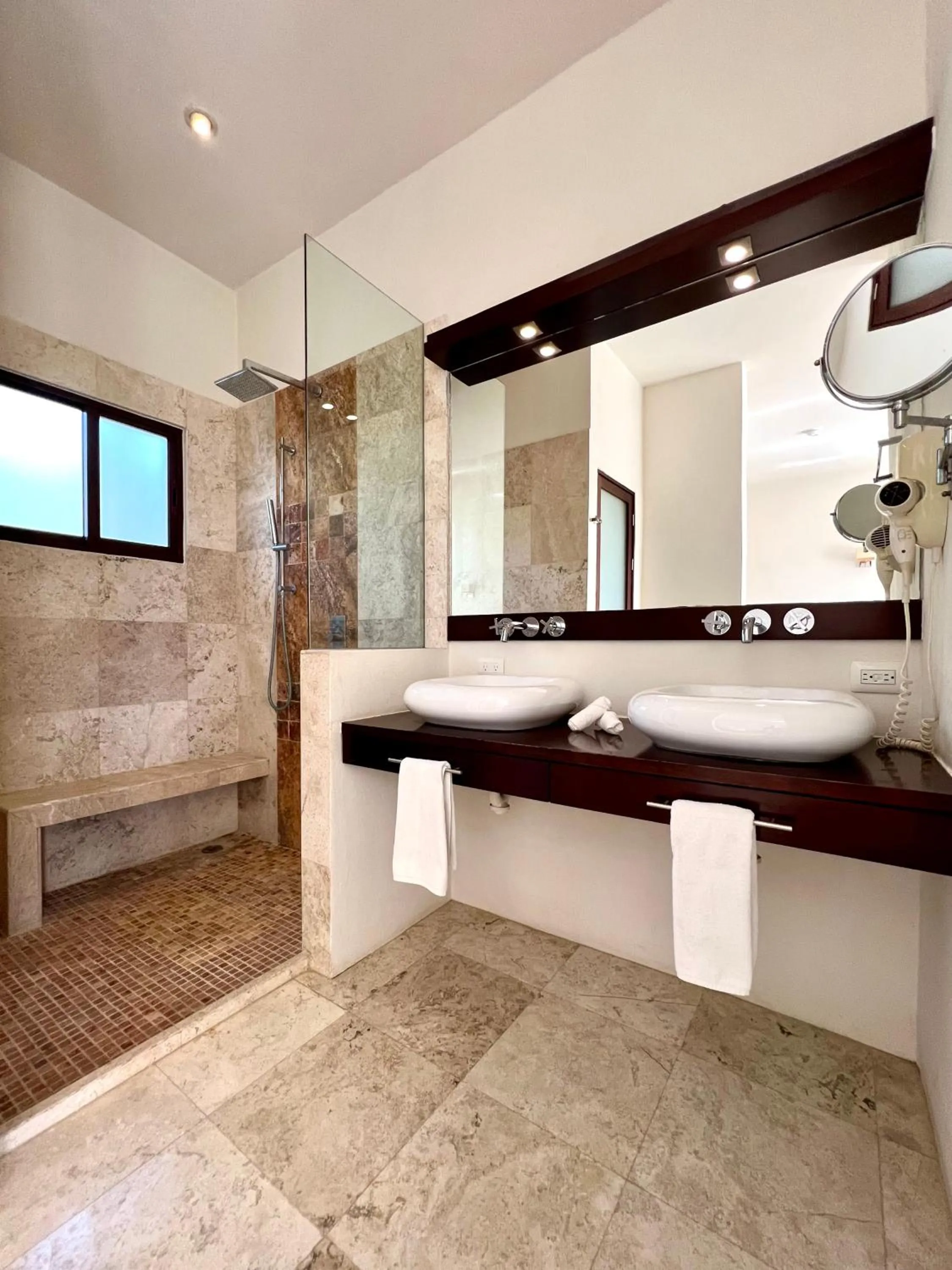 Bathroom in Amazing Luxury Penthouse with sunset,sunrise view, private Jacuzzi and rooftop pool