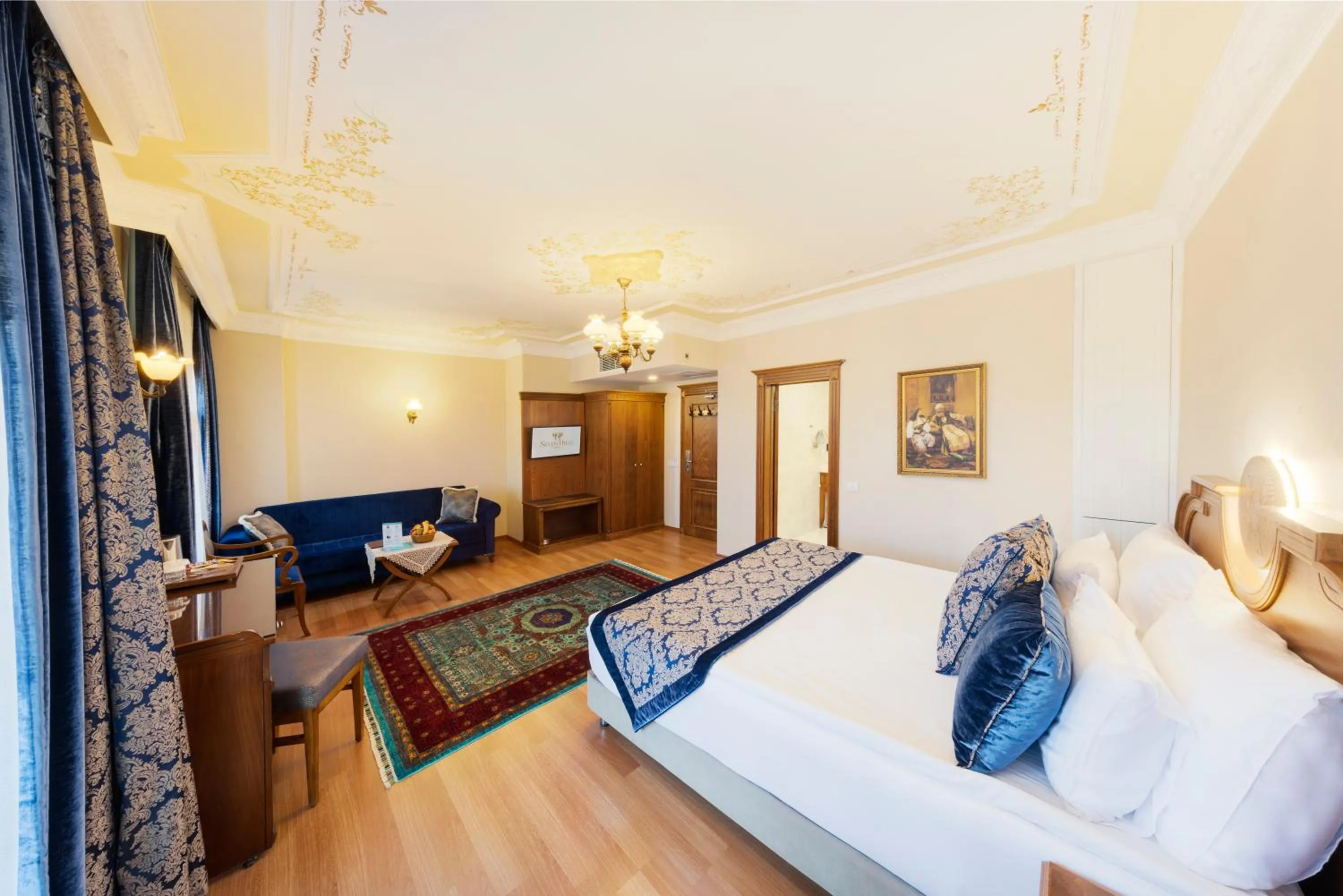 Photo of the whole room, Bed in Seven Hills Hotel - Special Category