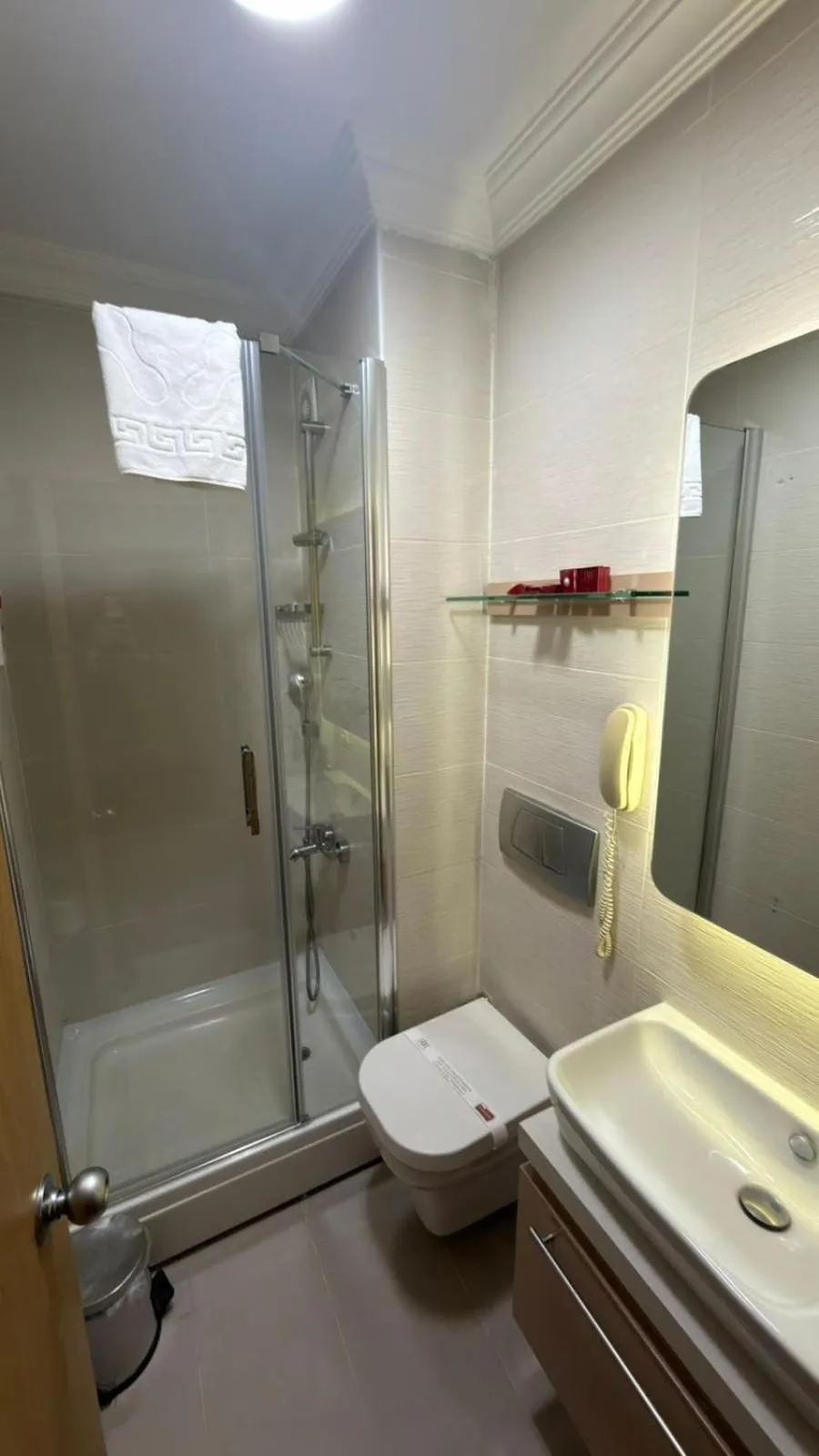 Shower in Sude Konak