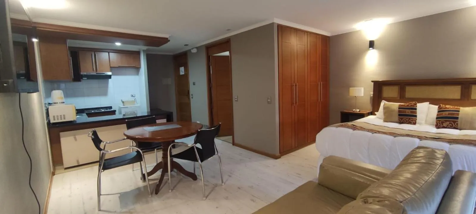 Bed in Apart Hotel Aragon Portal