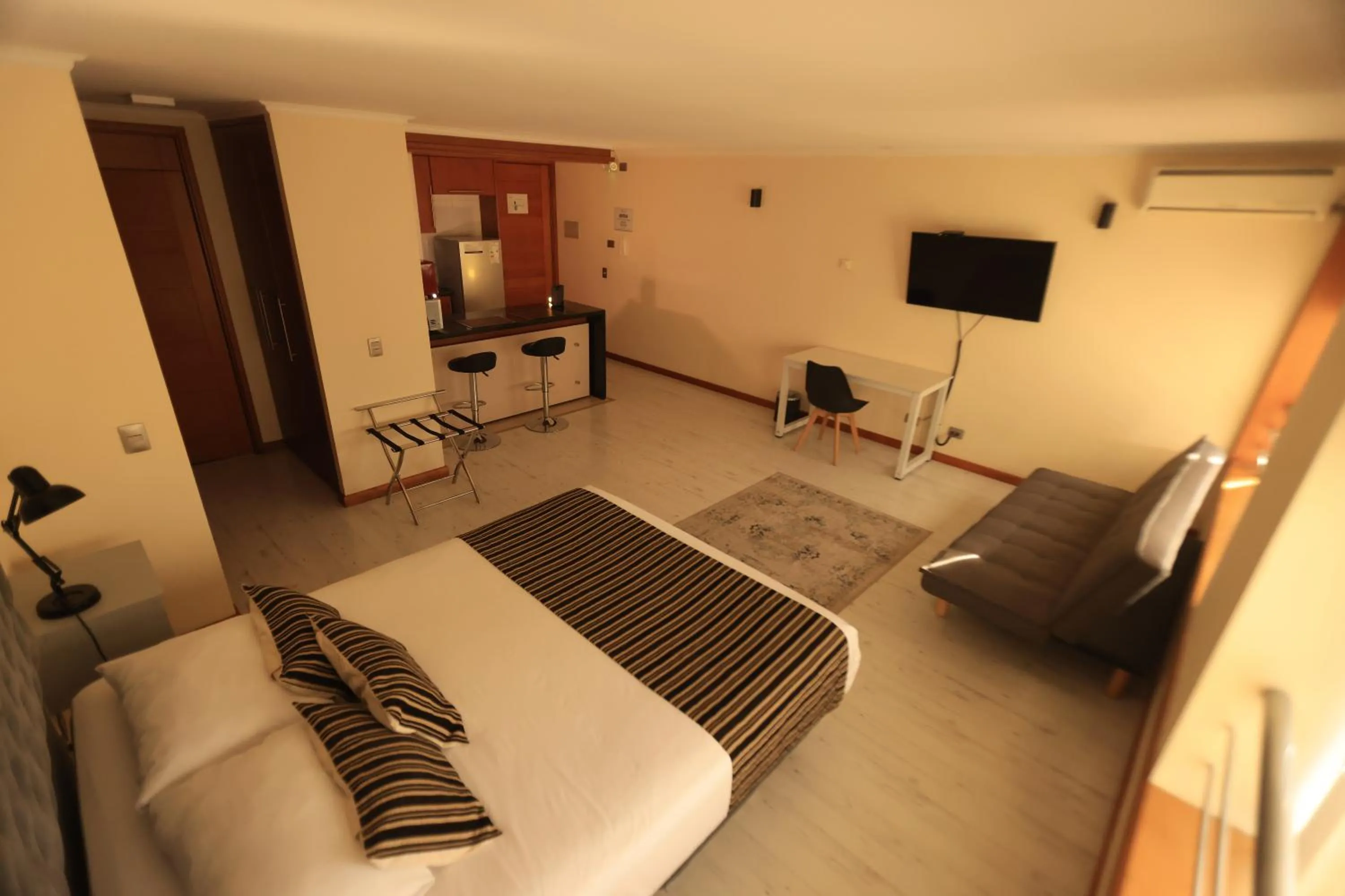 Bed in Apart Hotel Aragon Portal