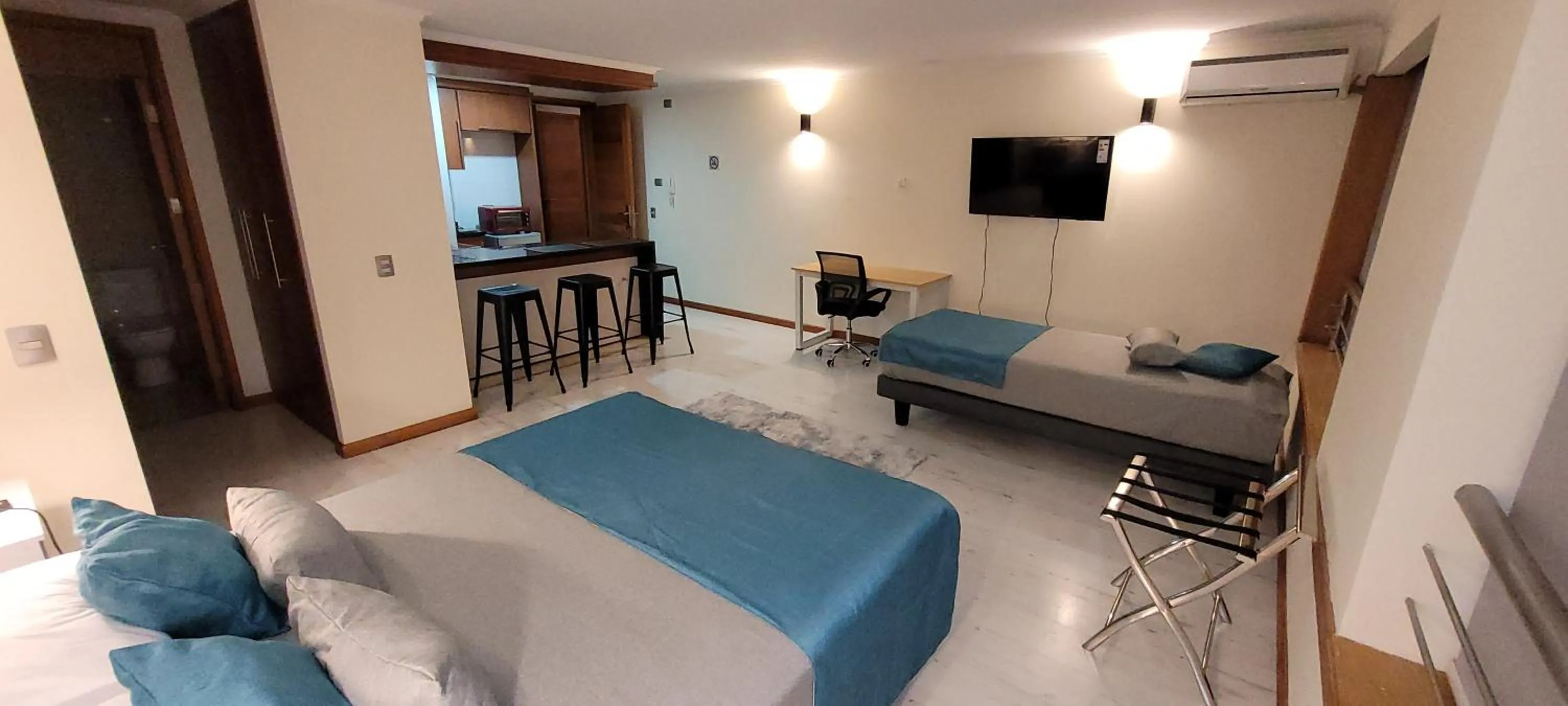 Bed in Apart Hotel Aragon Portal