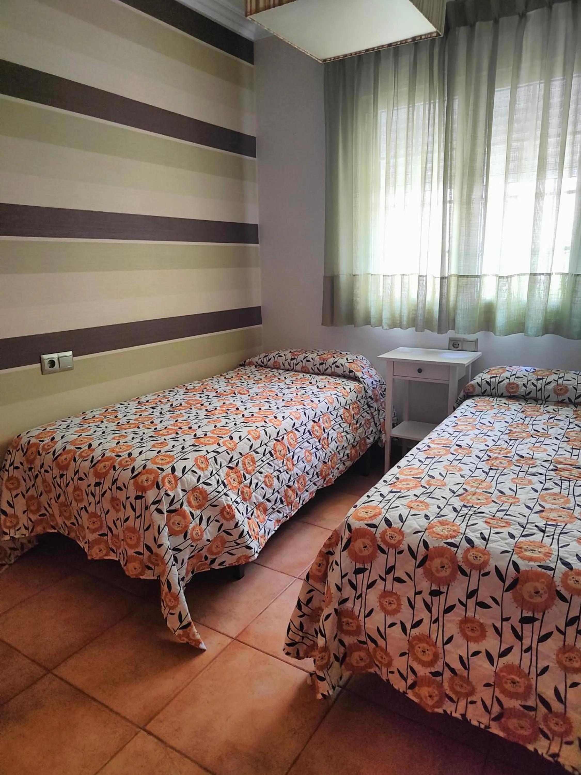 Bedroom, Bed in Apartamento zona playa de burriana con terraza